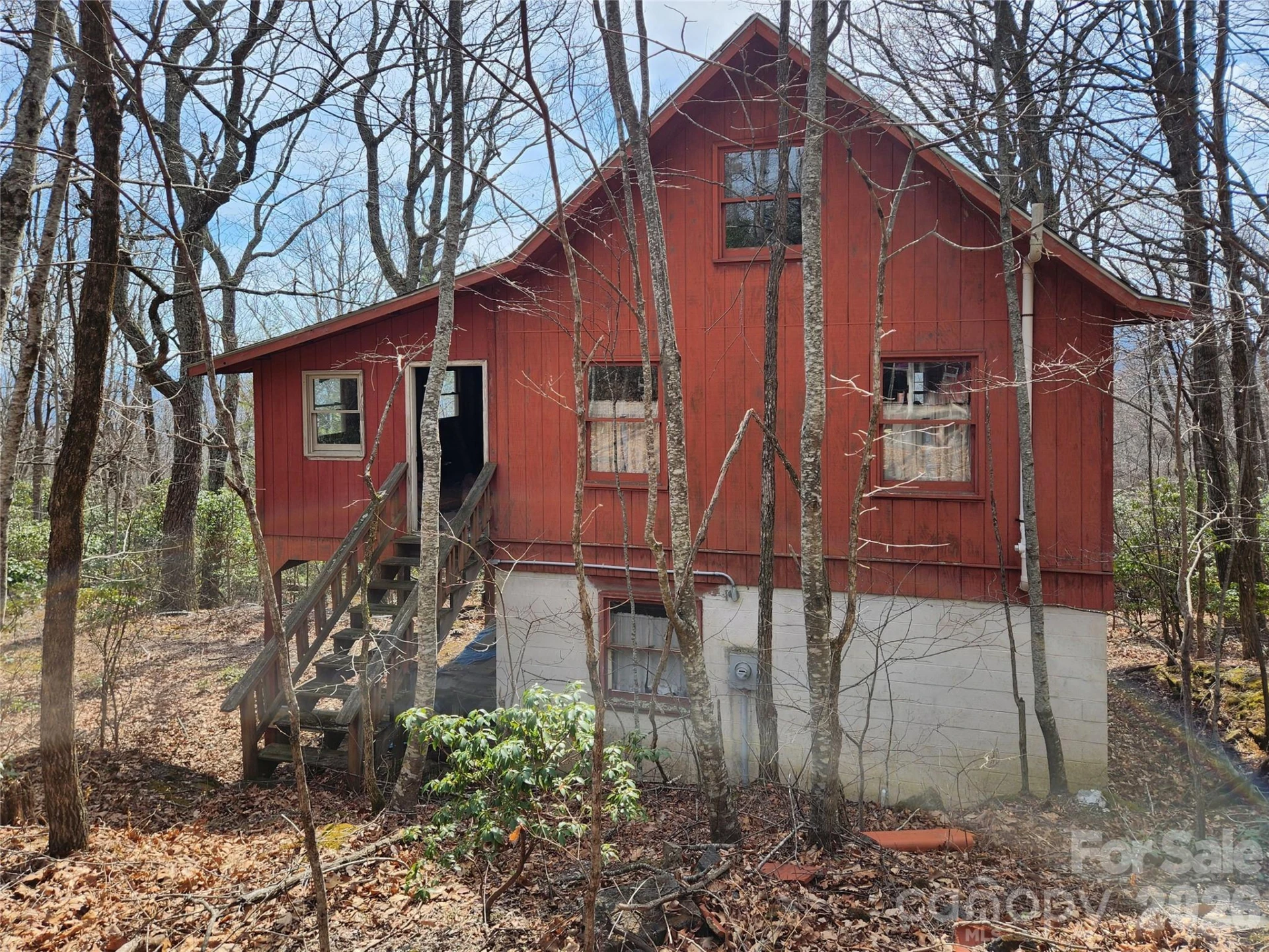 929 Pine Ridge Road