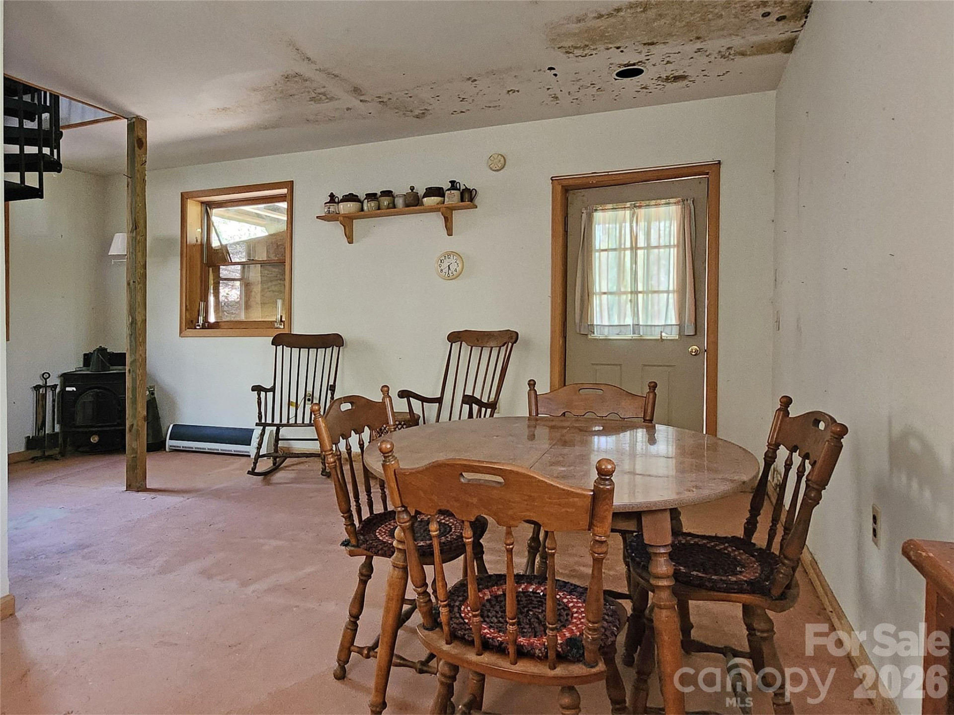 929 Pine Ridge Road - Photo 7