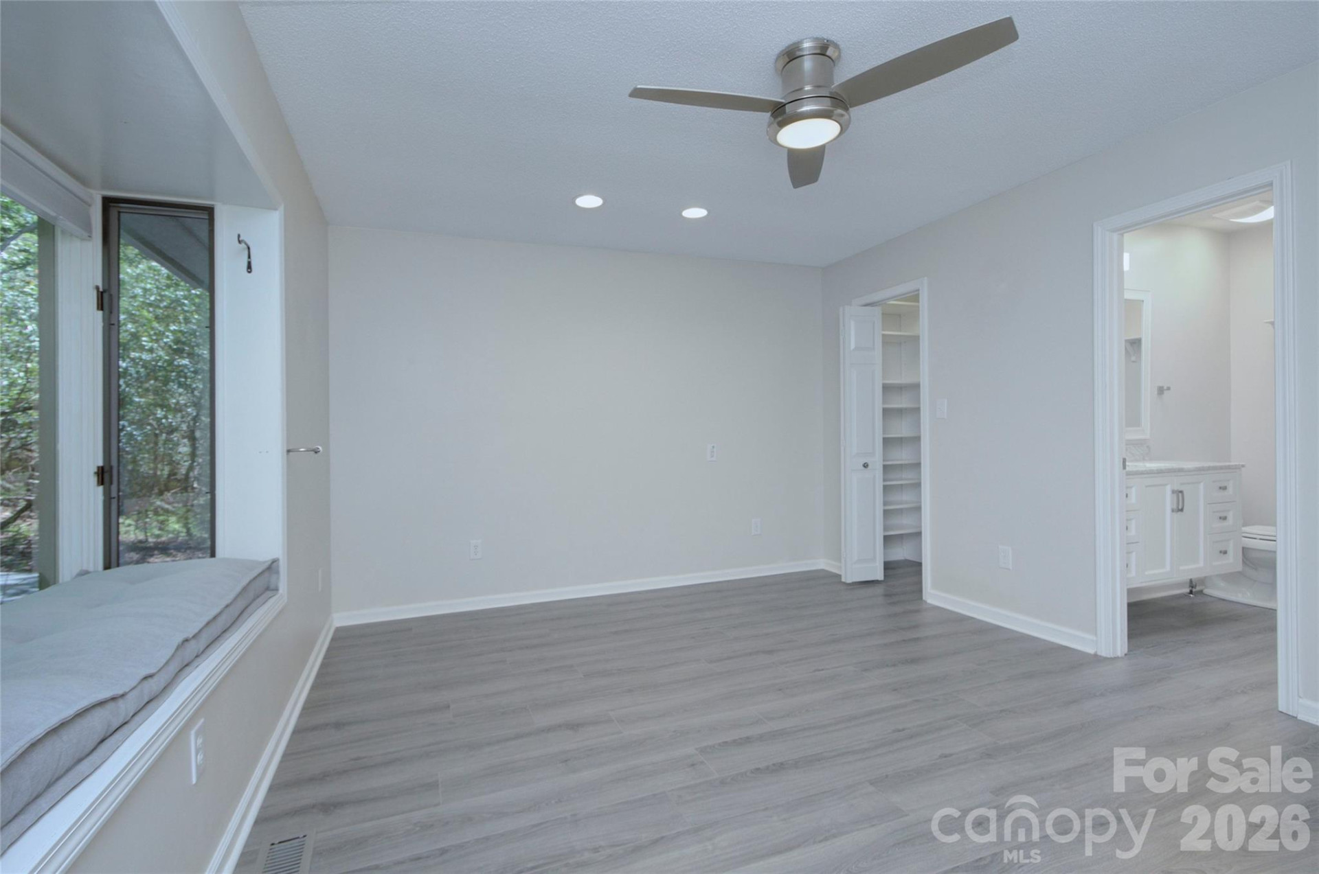 960 Middle Connestee Trail - Photo 30