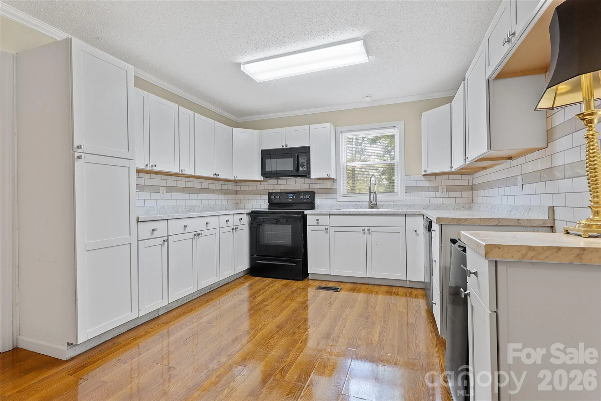 605 Boston Avenue - Photo 8