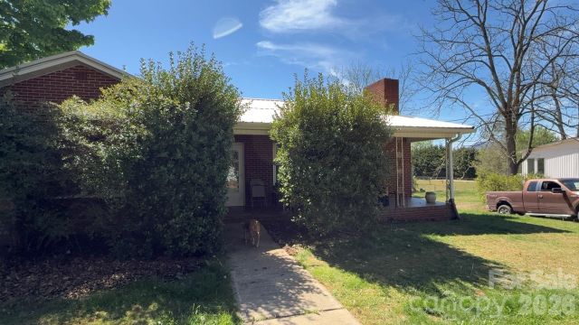 1582 Dutch Cove Road, Canton, NC, 28716