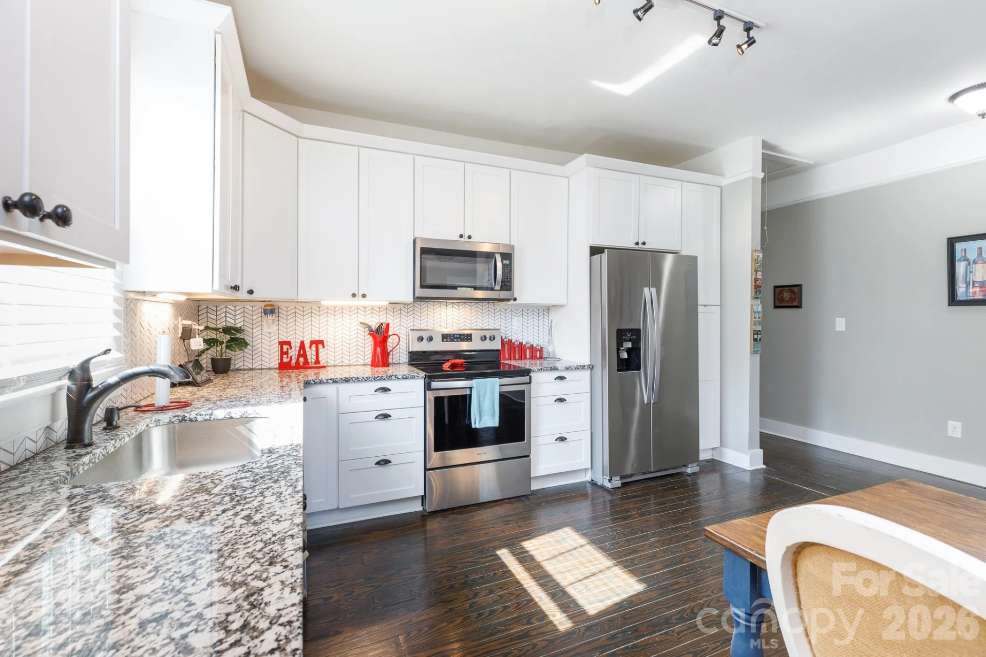 648 Izard Street - Photo 15