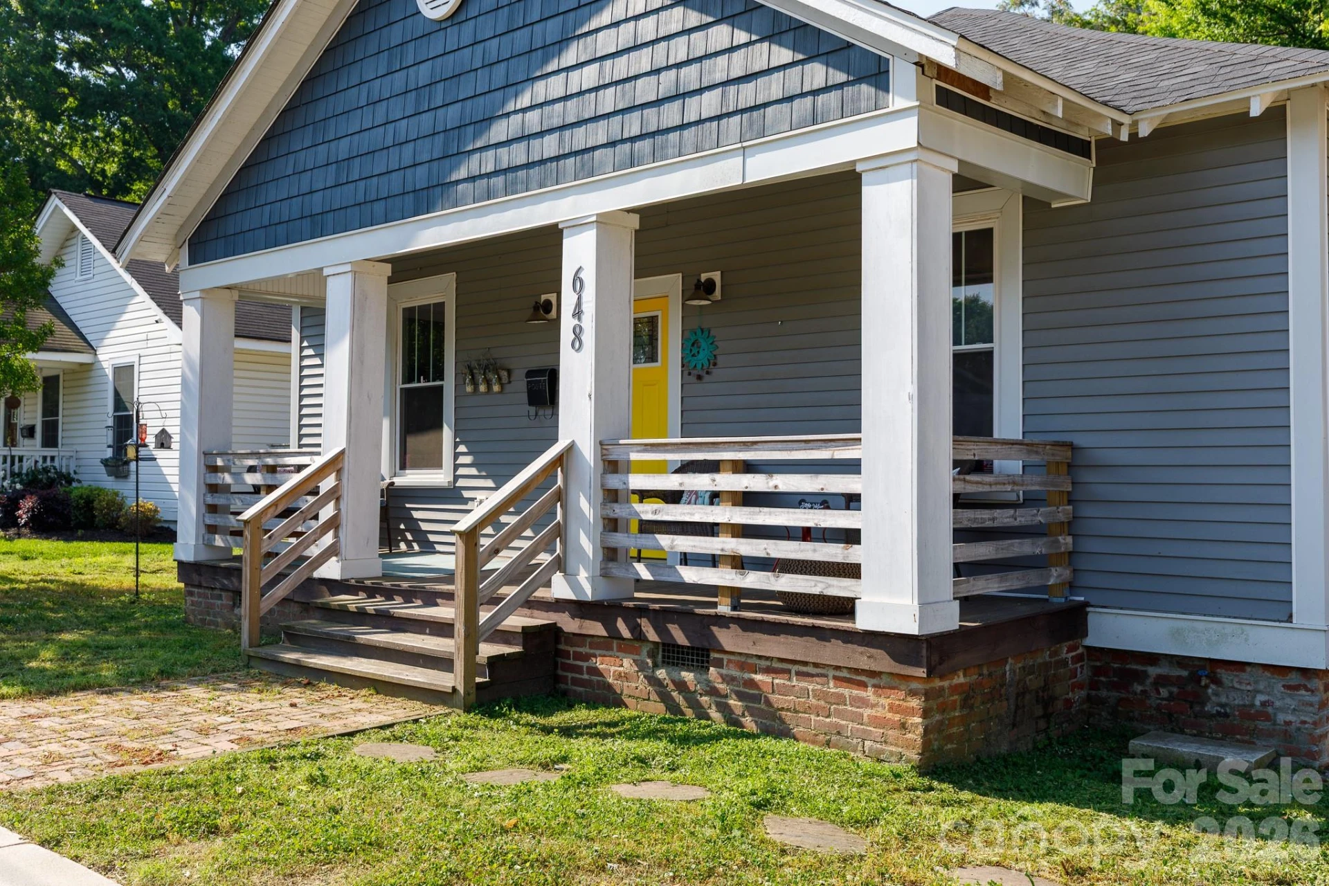 648 Izard Street - Photo 3