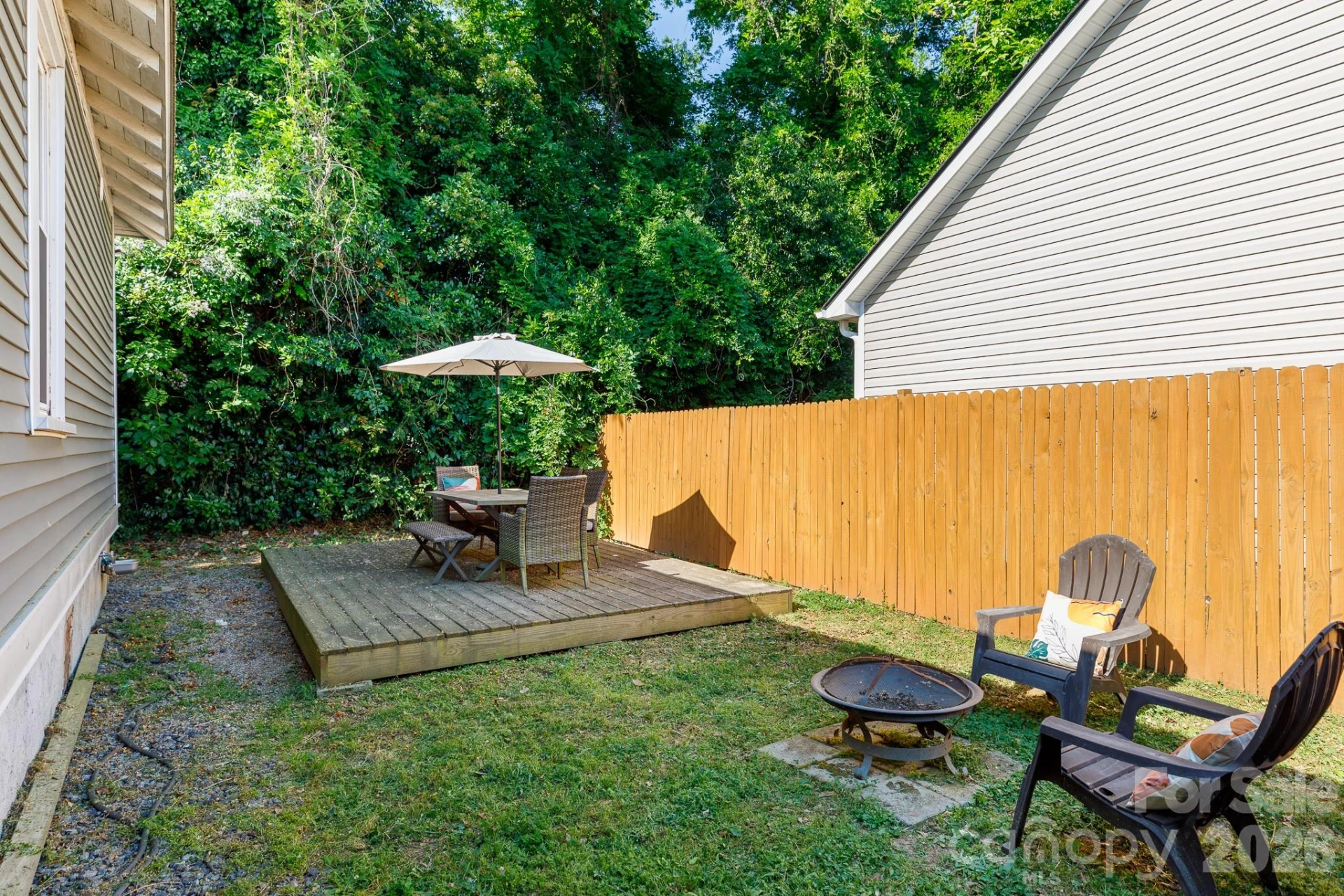 648 Izard Street - Photo 32