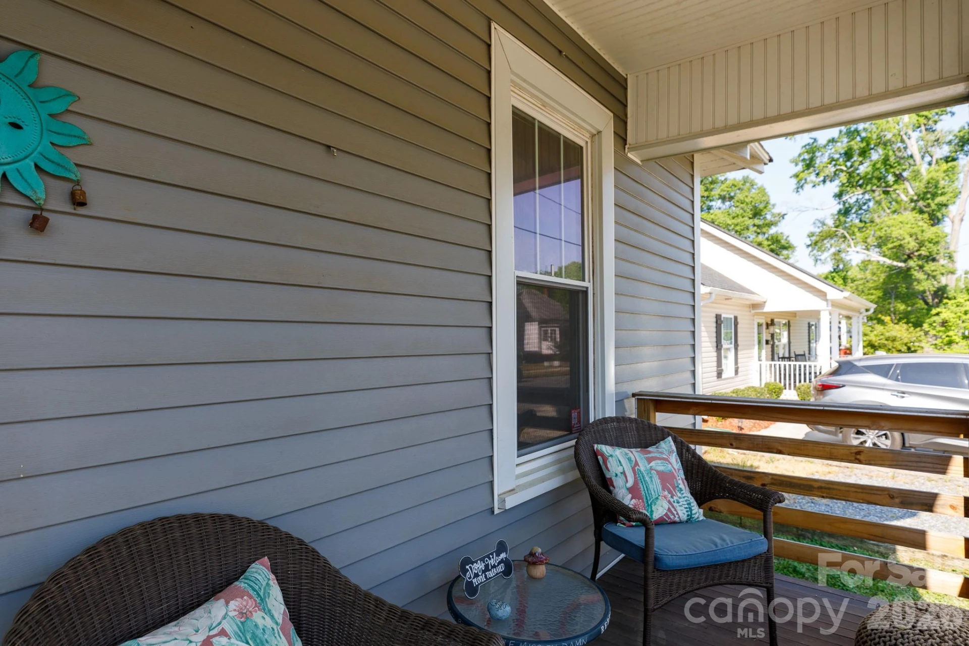 648 Izard Street - Photo 5