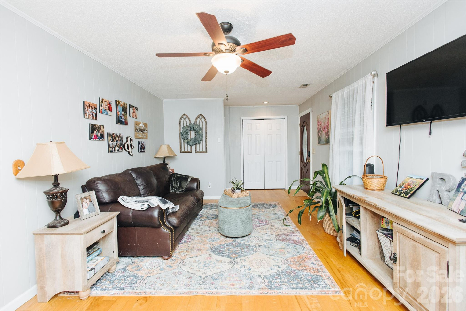 341 Bond Street - Photo 23