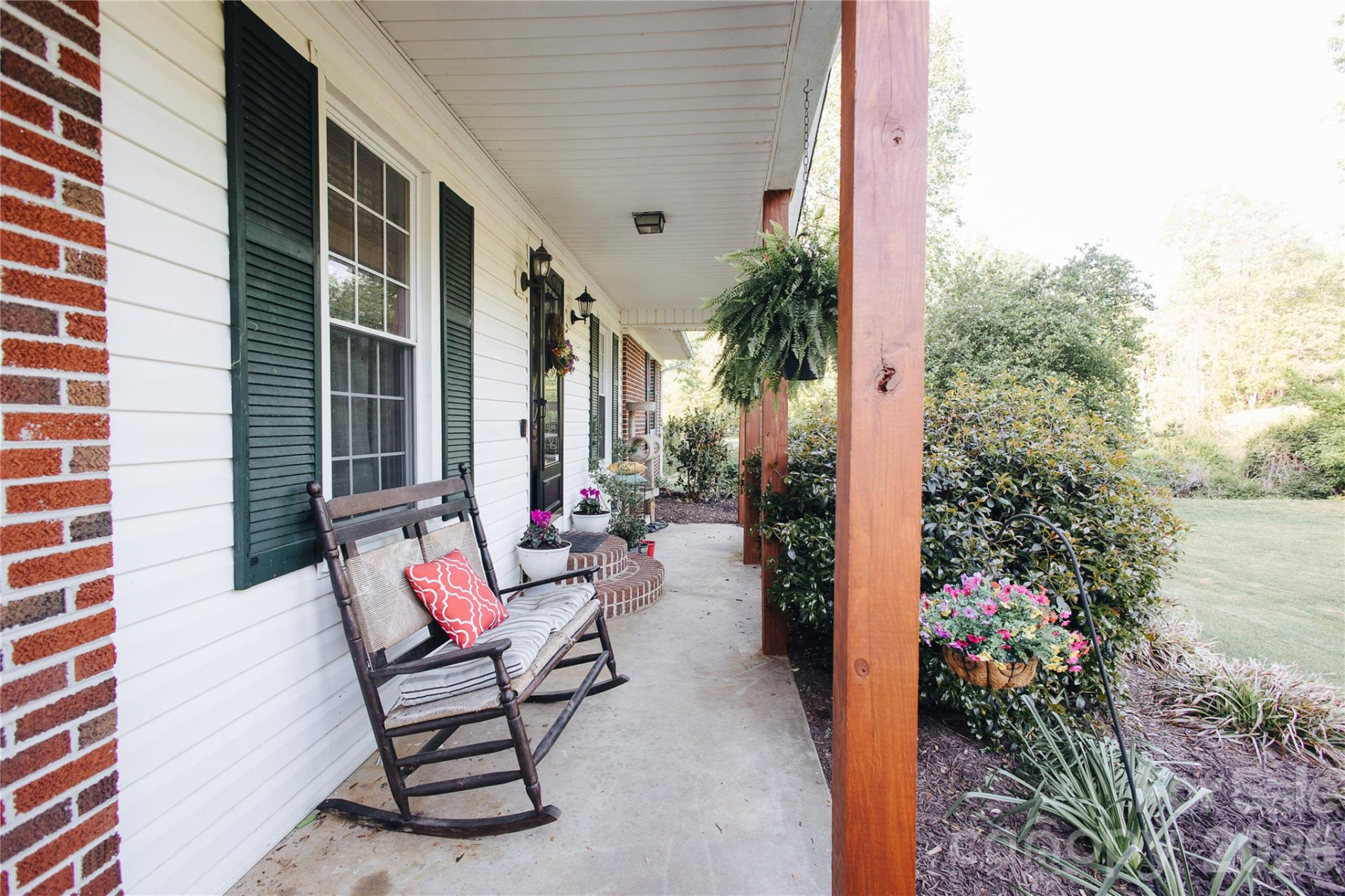 341 Bond Street - Photo 33