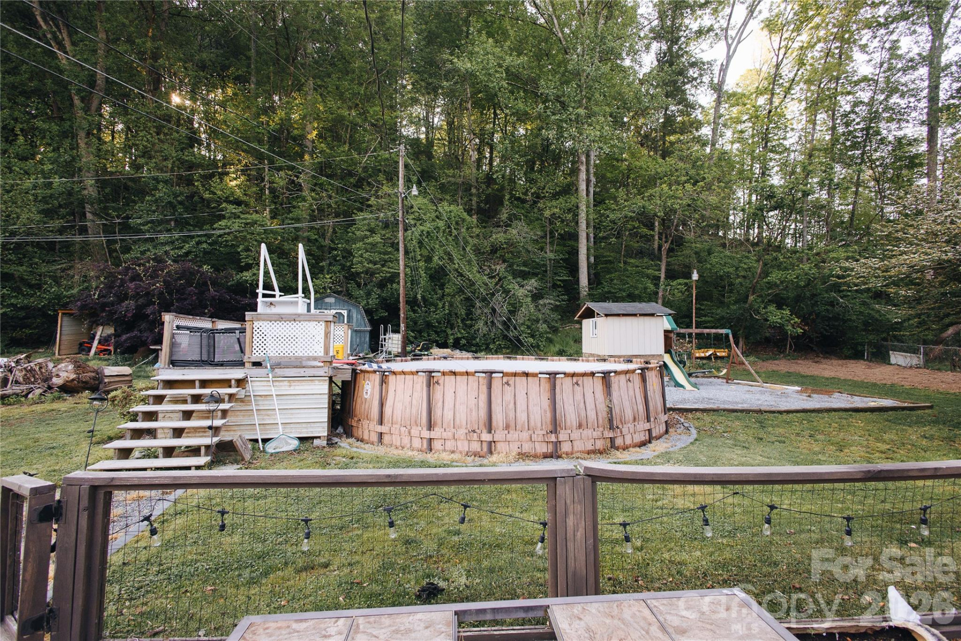 341 Bond Street - Photo 35