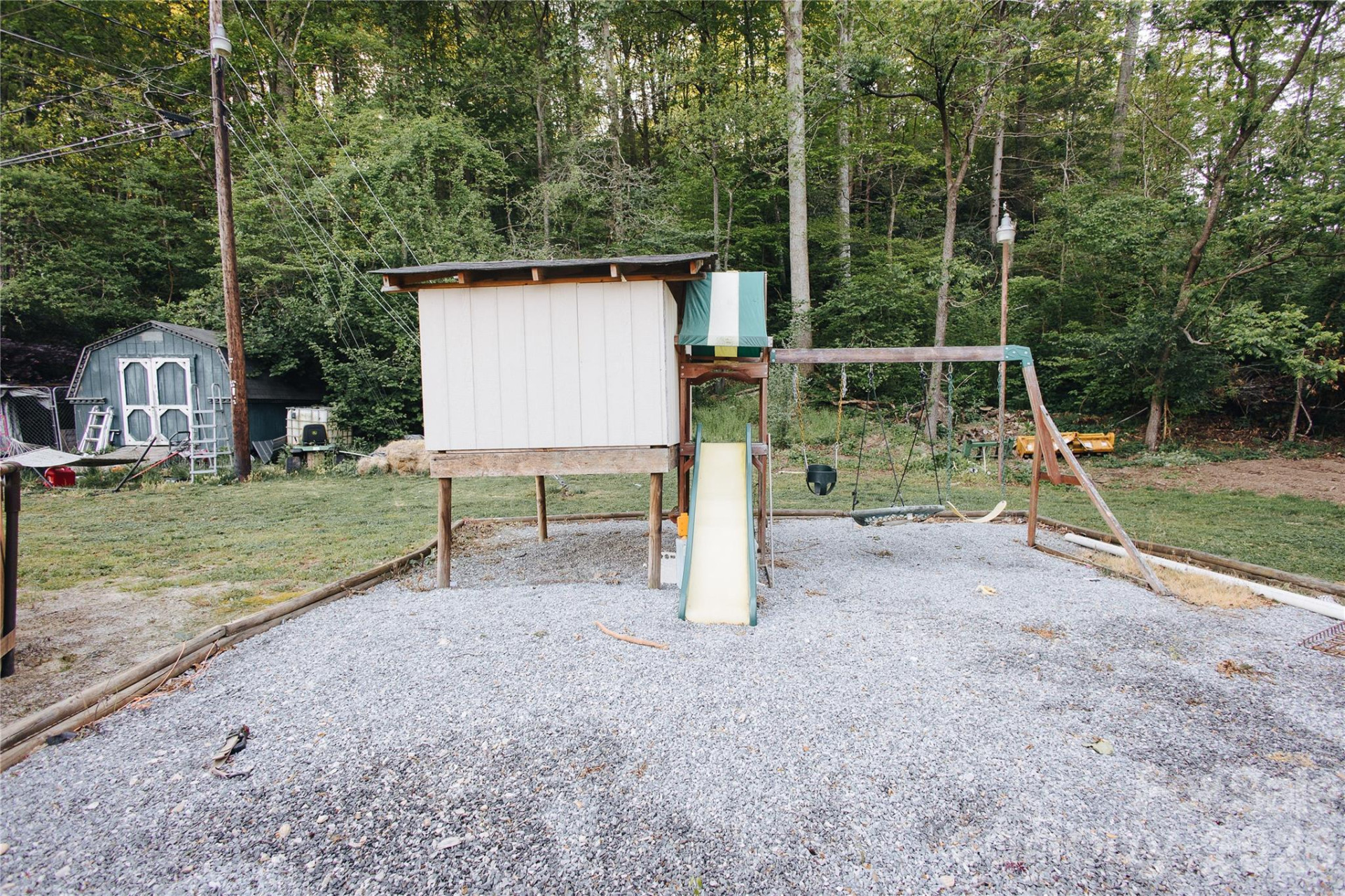 341 Bond Street - Photo 37