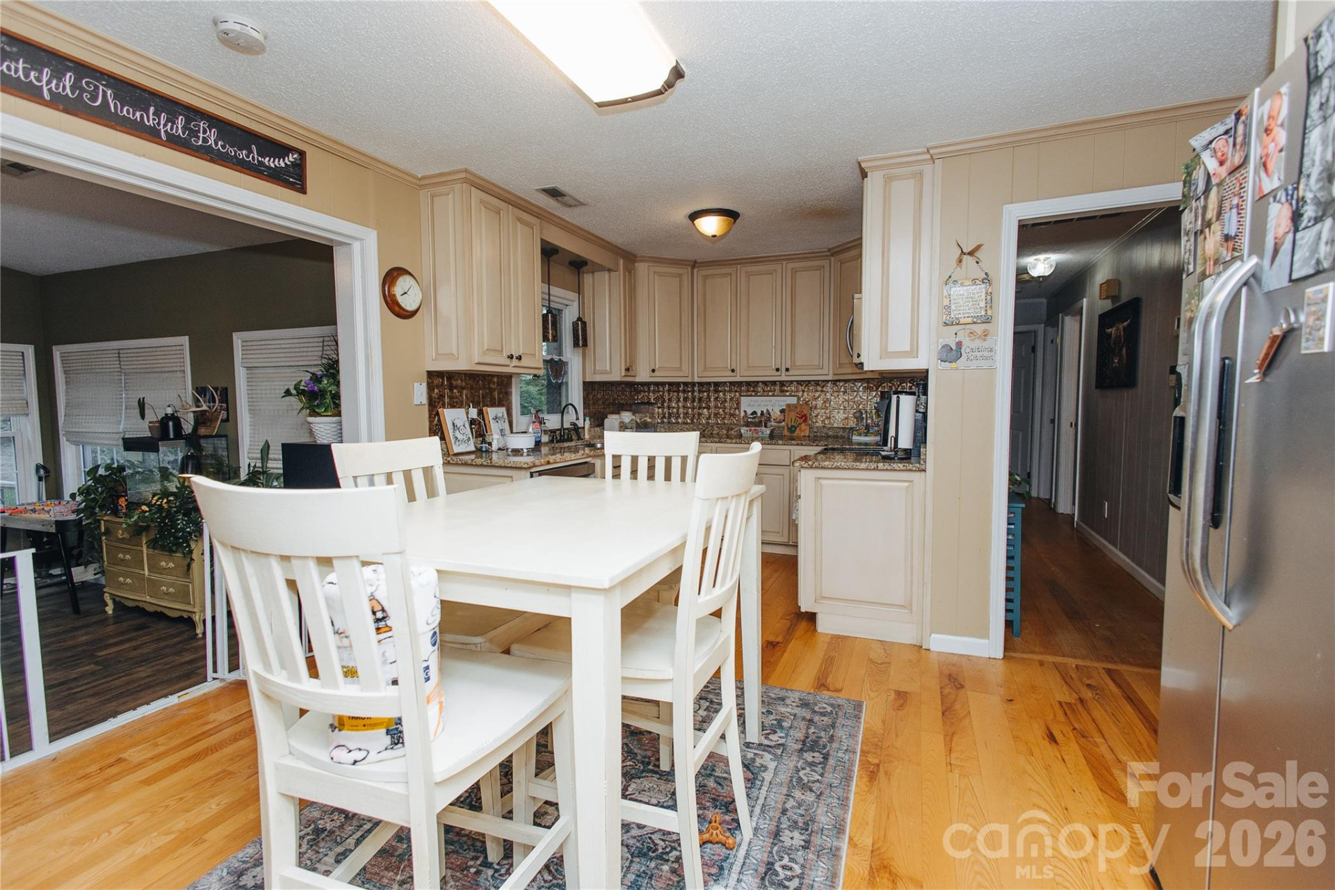 341 Bond Street - Photo 8