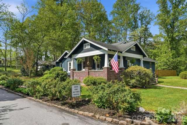 127 Erkwood Drive, Hendersonville, NC, 28739