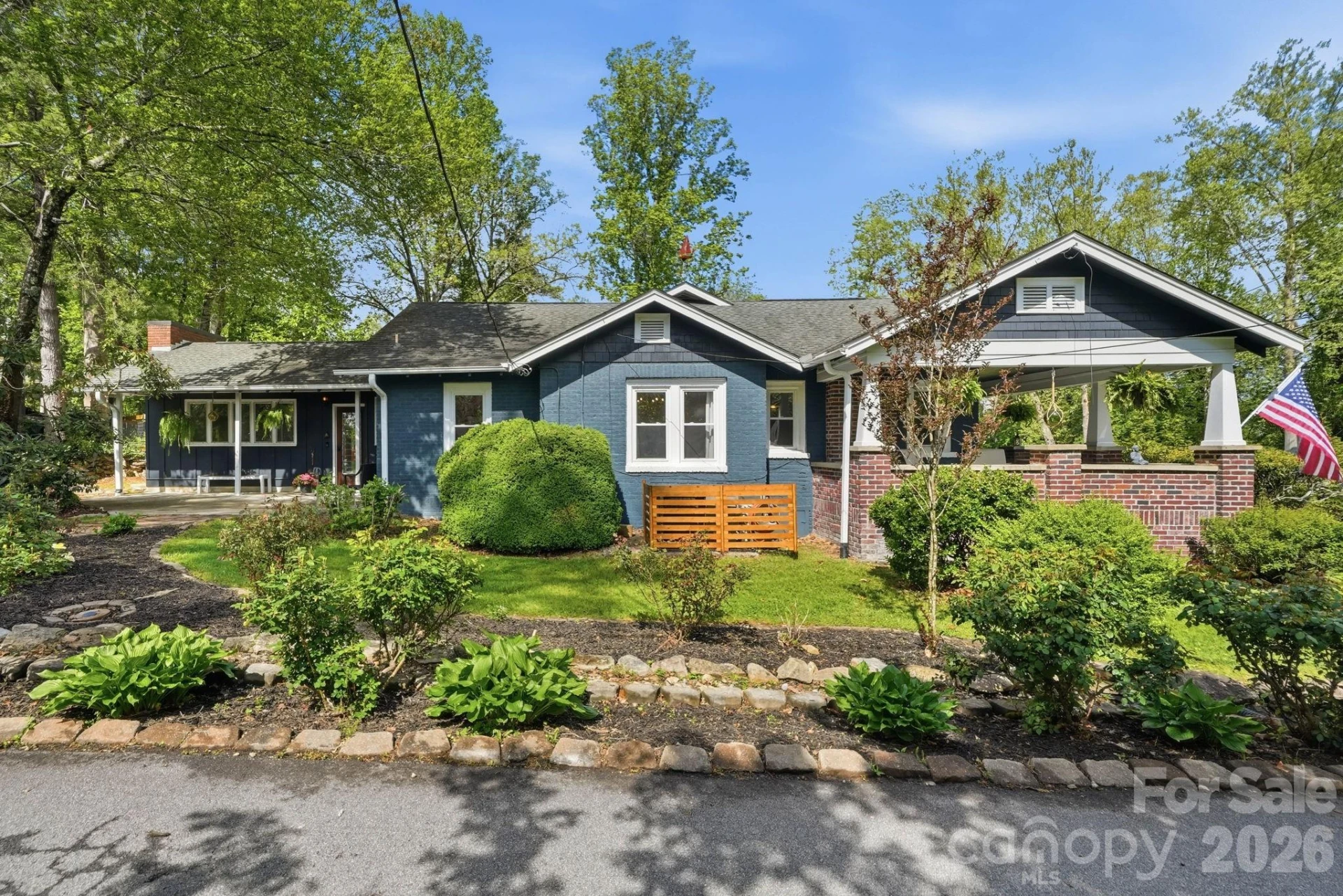 127 Erkwood Drive - Photo 2