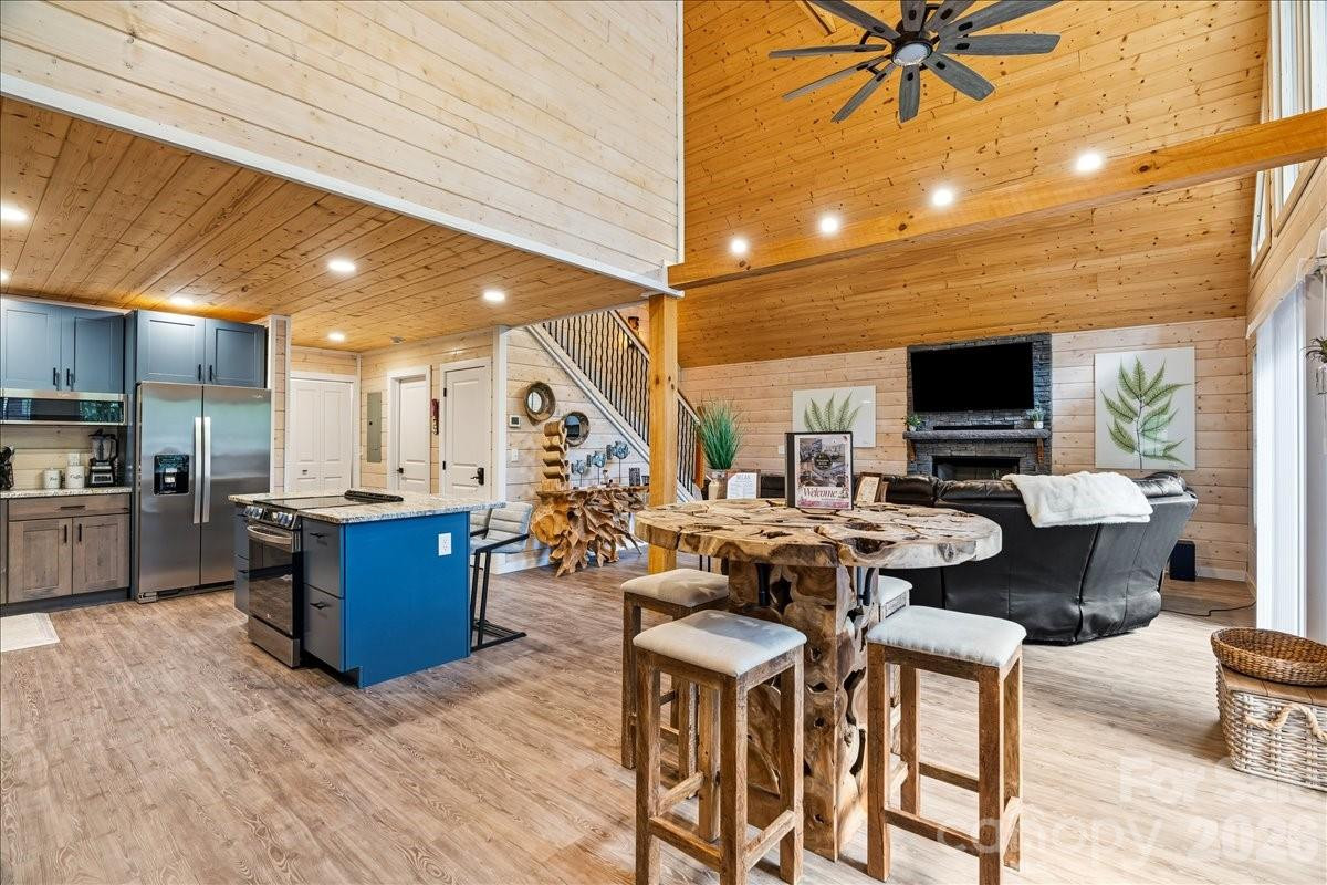 33 Indian Trace Road - Photo 9