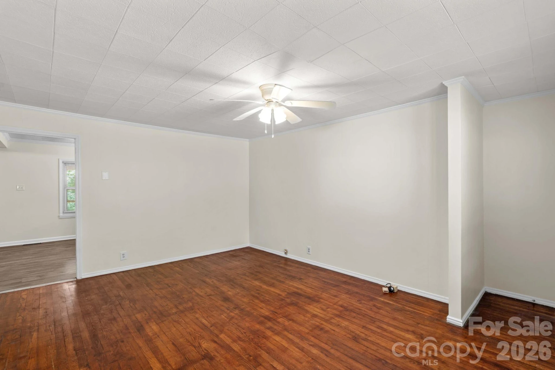 835 Maple Avenue - Photo 6