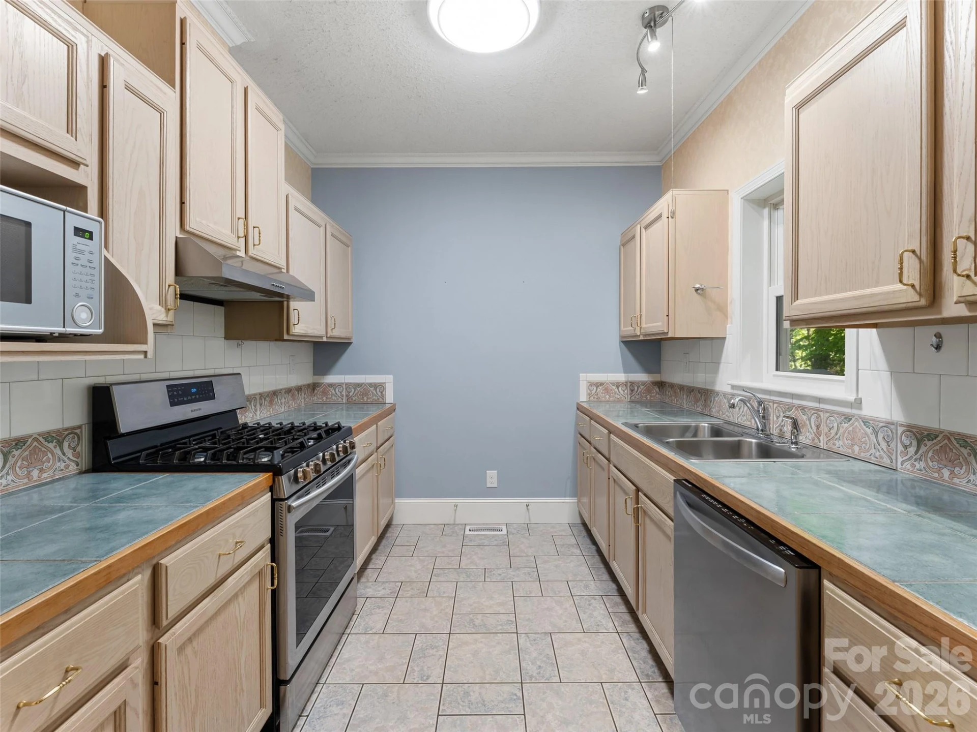 387 Crystal Creek Drive - Photo 13