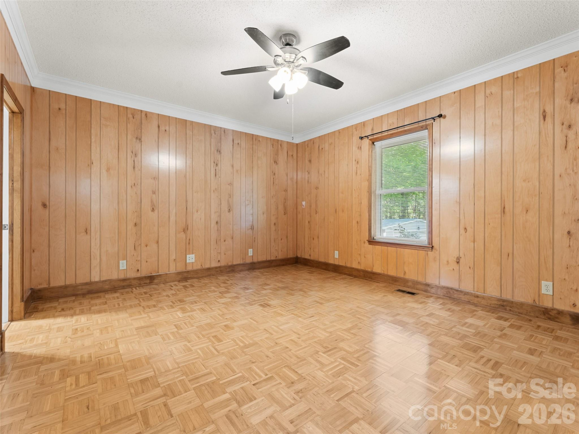 387 Crystal Creek Drive - Photo 19