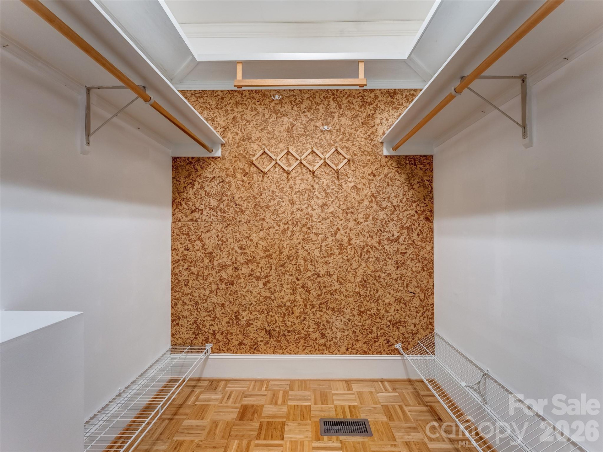 387 Crystal Creek Drive - Photo 24