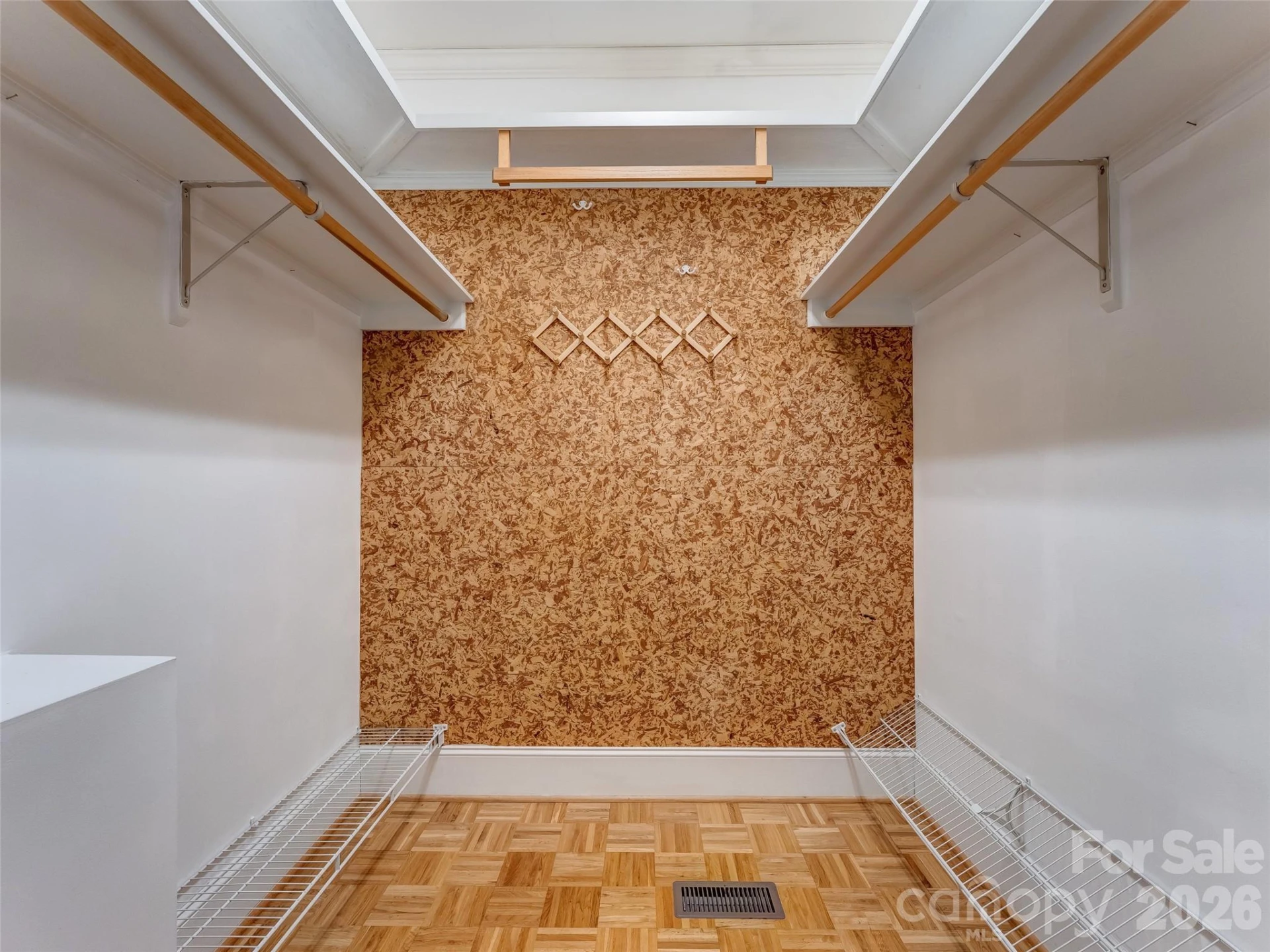 387 Crystal Creek Drive - Photo 24