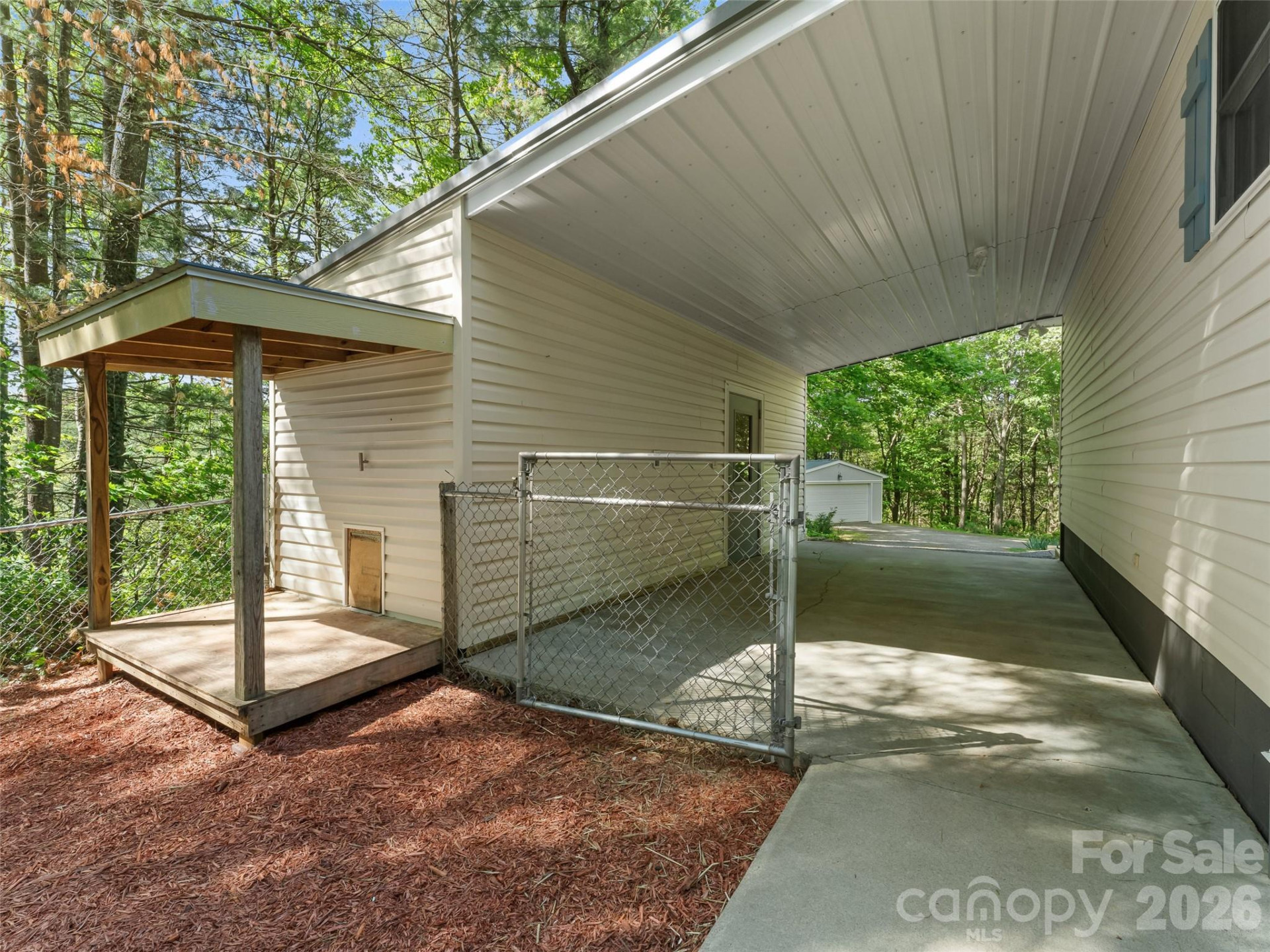 387 Crystal Creek Drive - Photo 31
