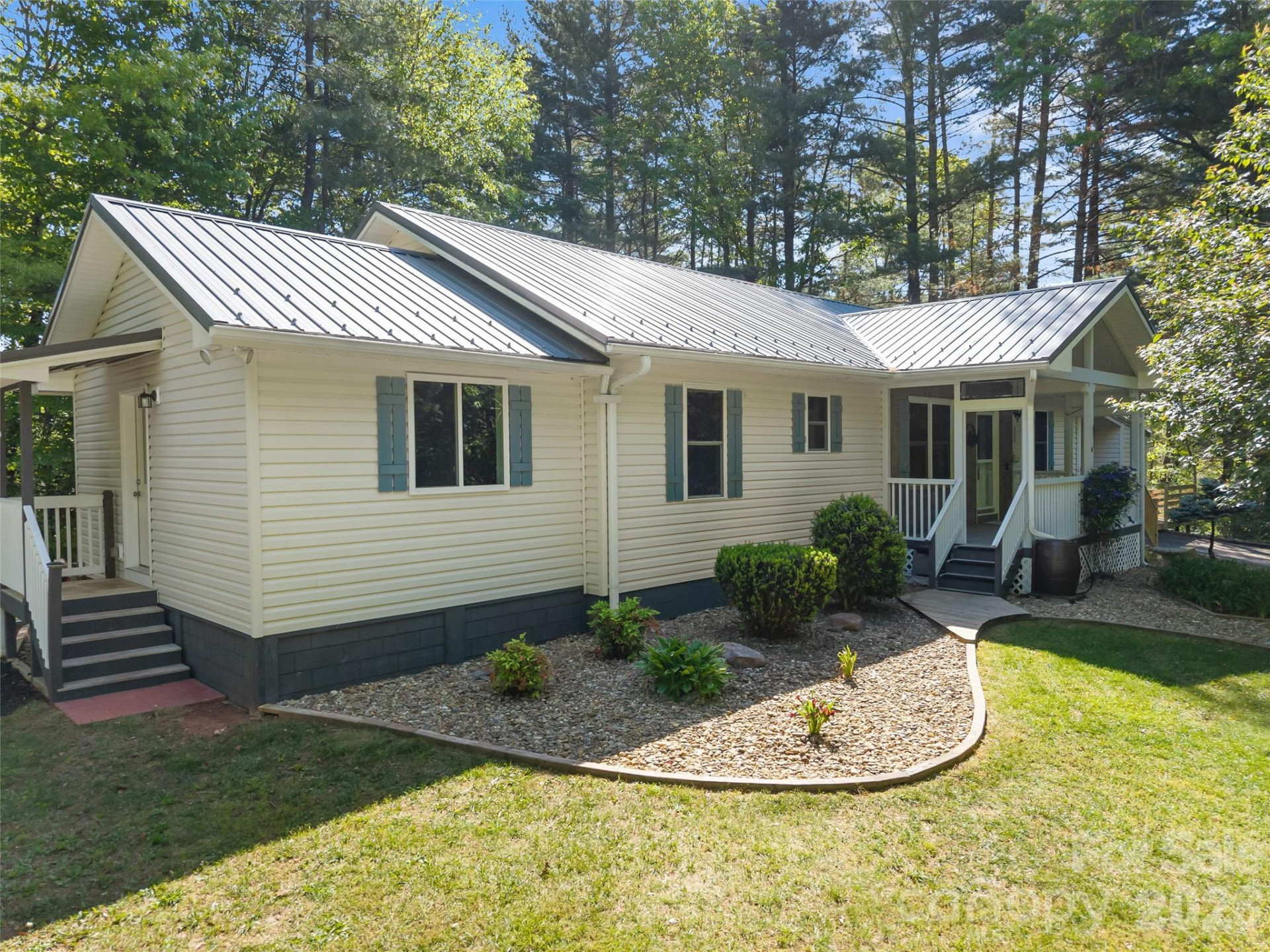387 Crystal Creek Drive - Photo 36