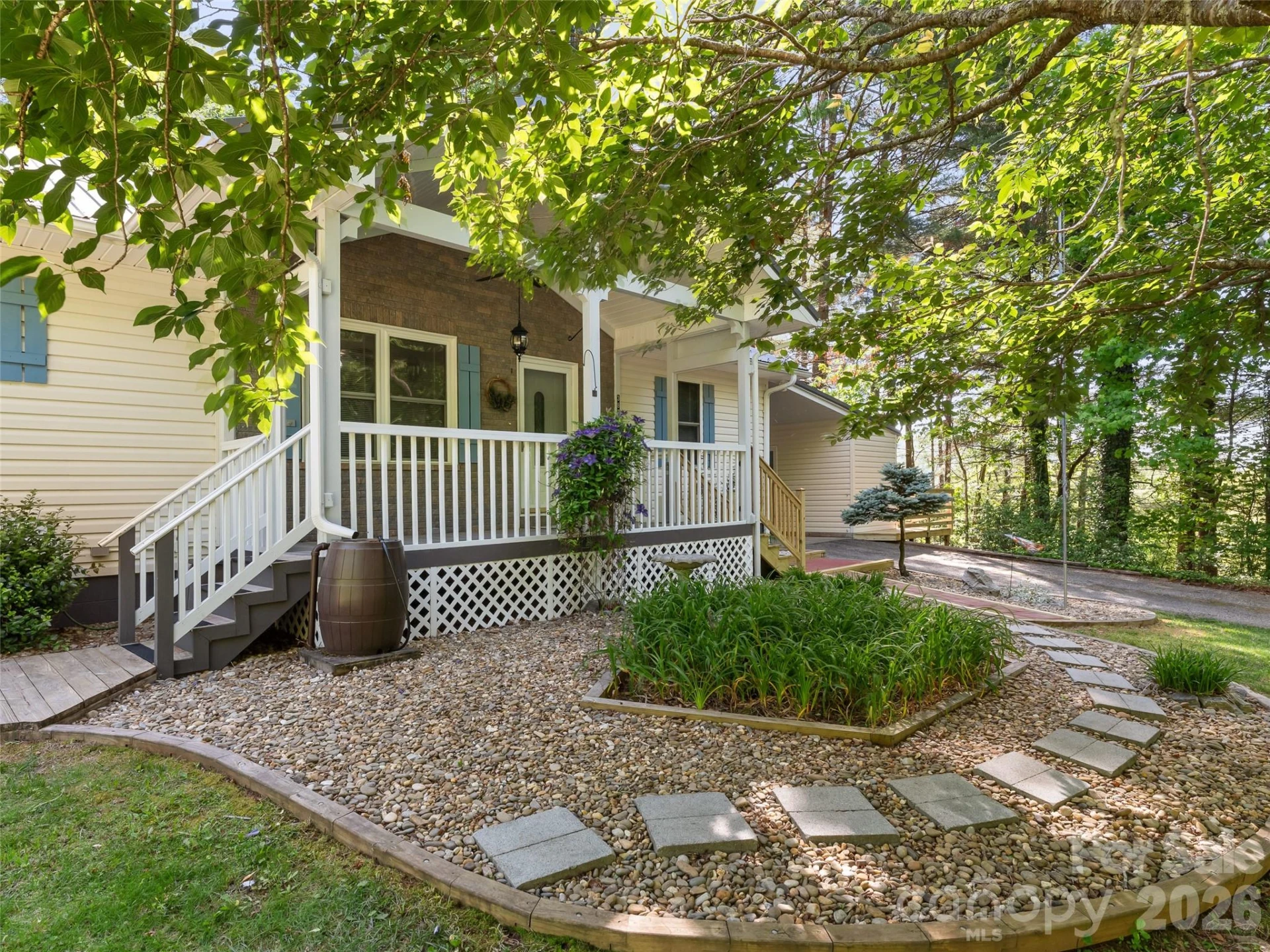 387 Crystal Creek Drive - Photo 8