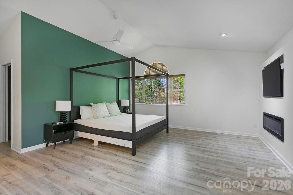 1388 King Road - Photo 23