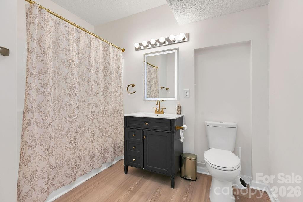 1388 King Road - Photo 35