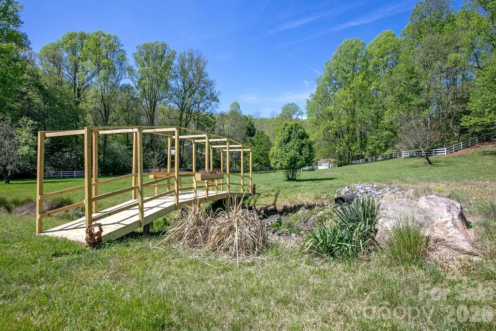 1388 King Road - Photo 42