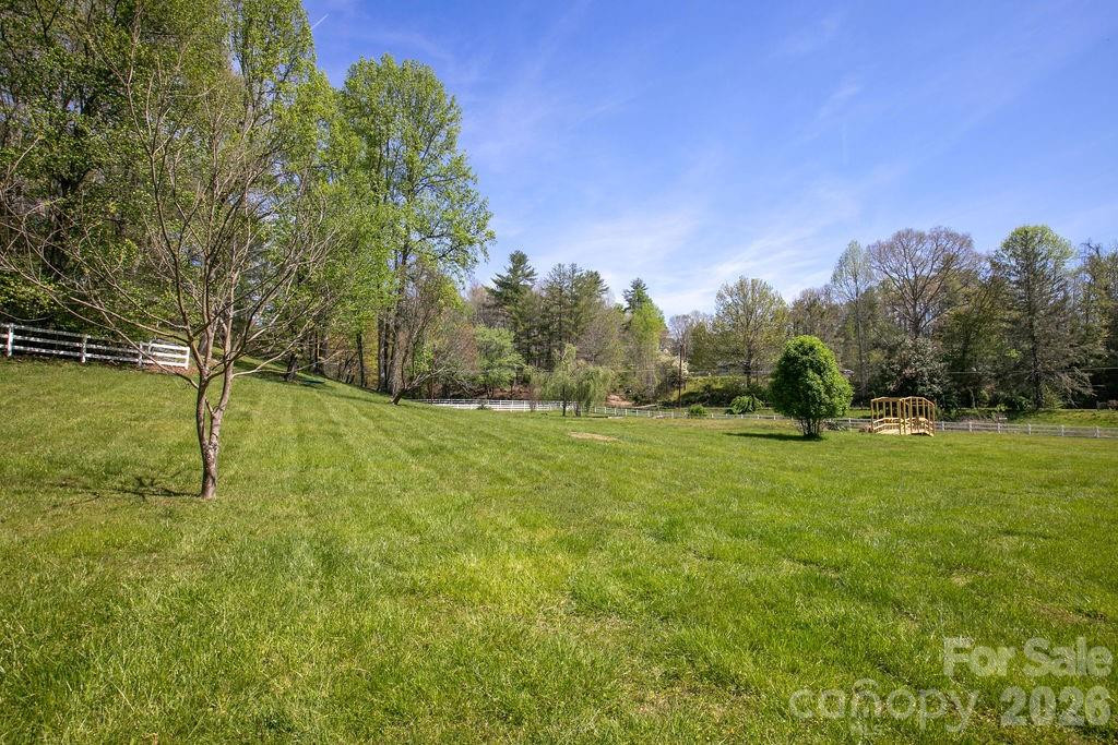 1388 King Road - Photo 44