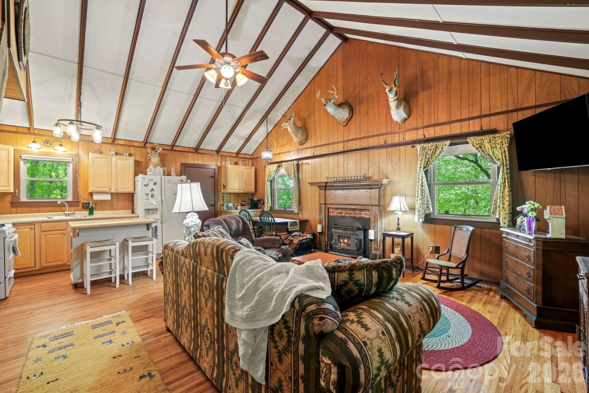 80 Corbin Hills Drive - Photo 4
