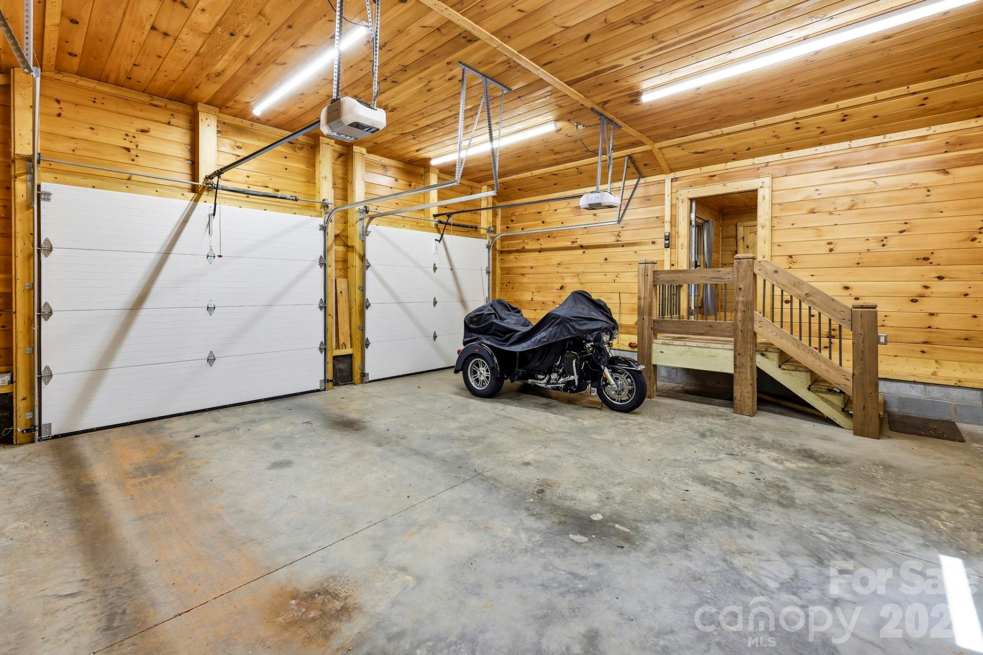 214 Whitney Boulevard - Photo 32