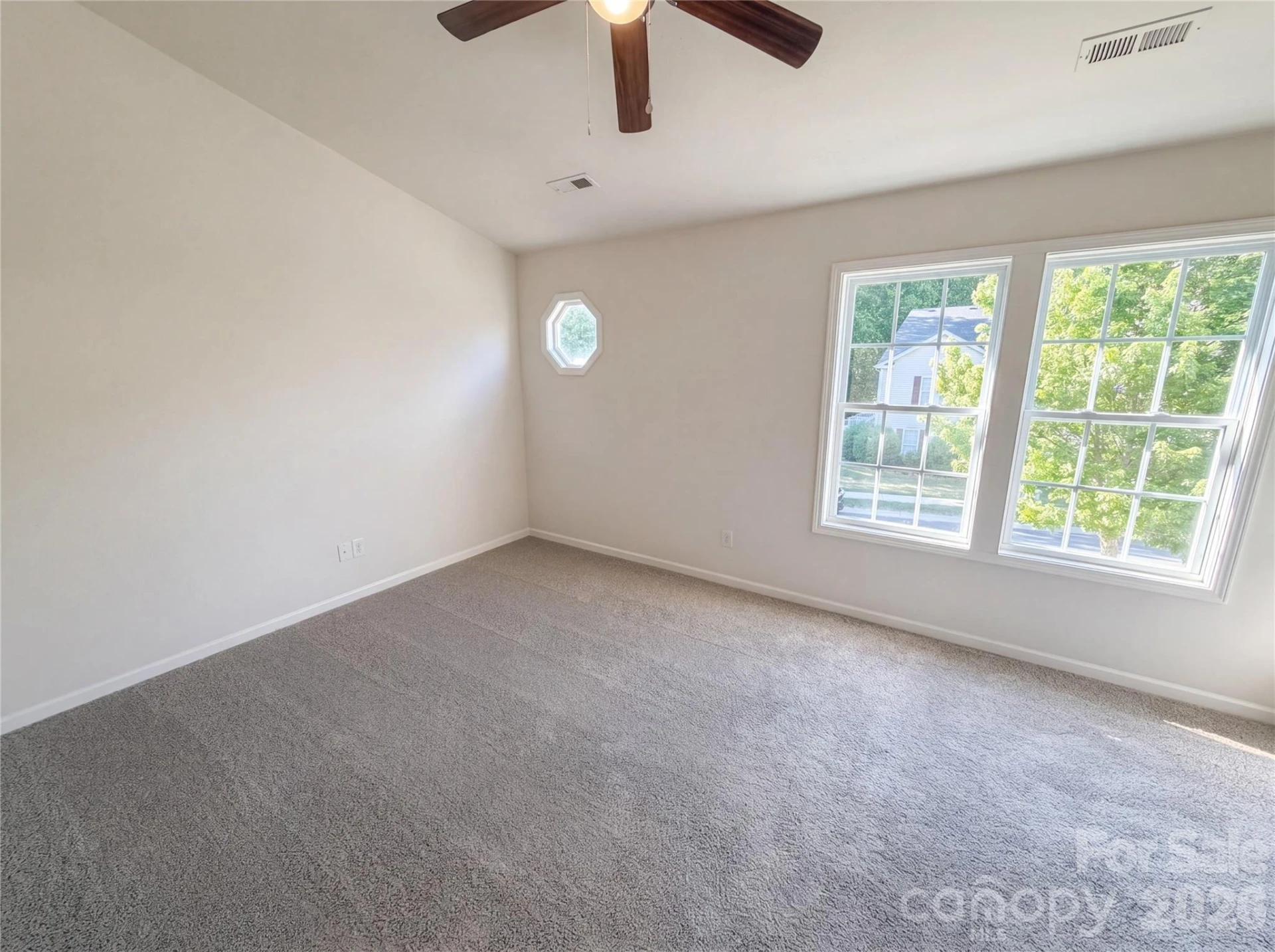 9510 Littleleaf Drive - Photo 11