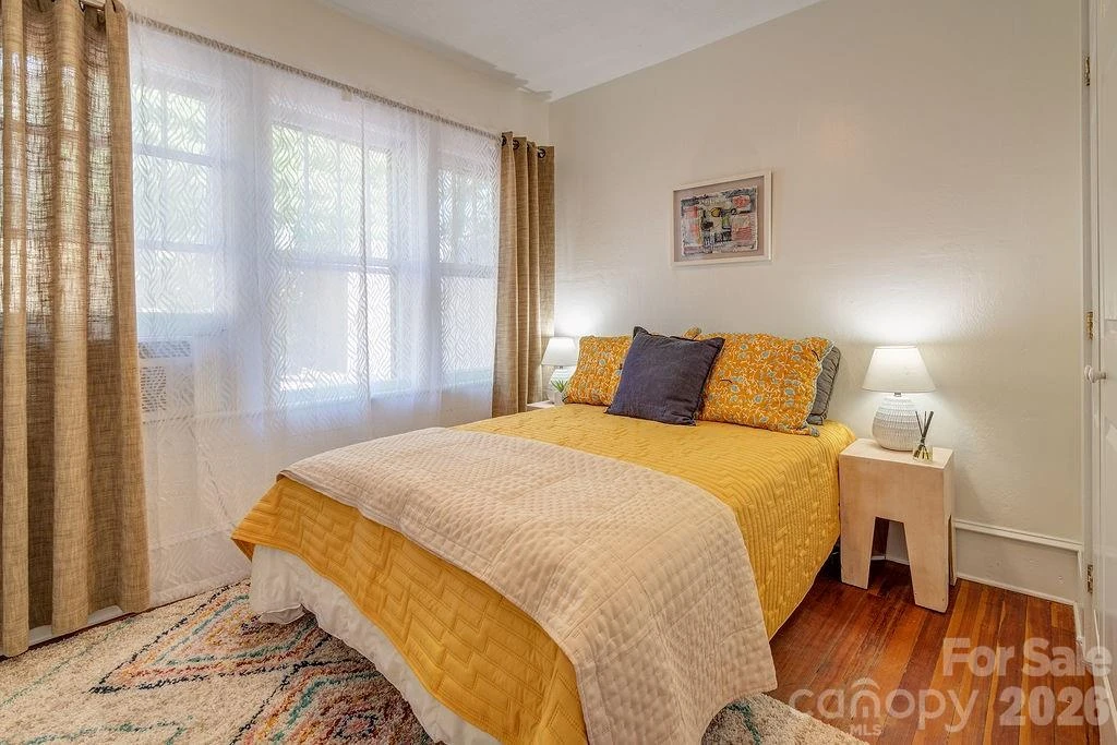 3 Irving Street - Photo 8