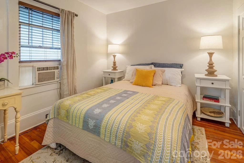 3 Irving Street - Photo 10