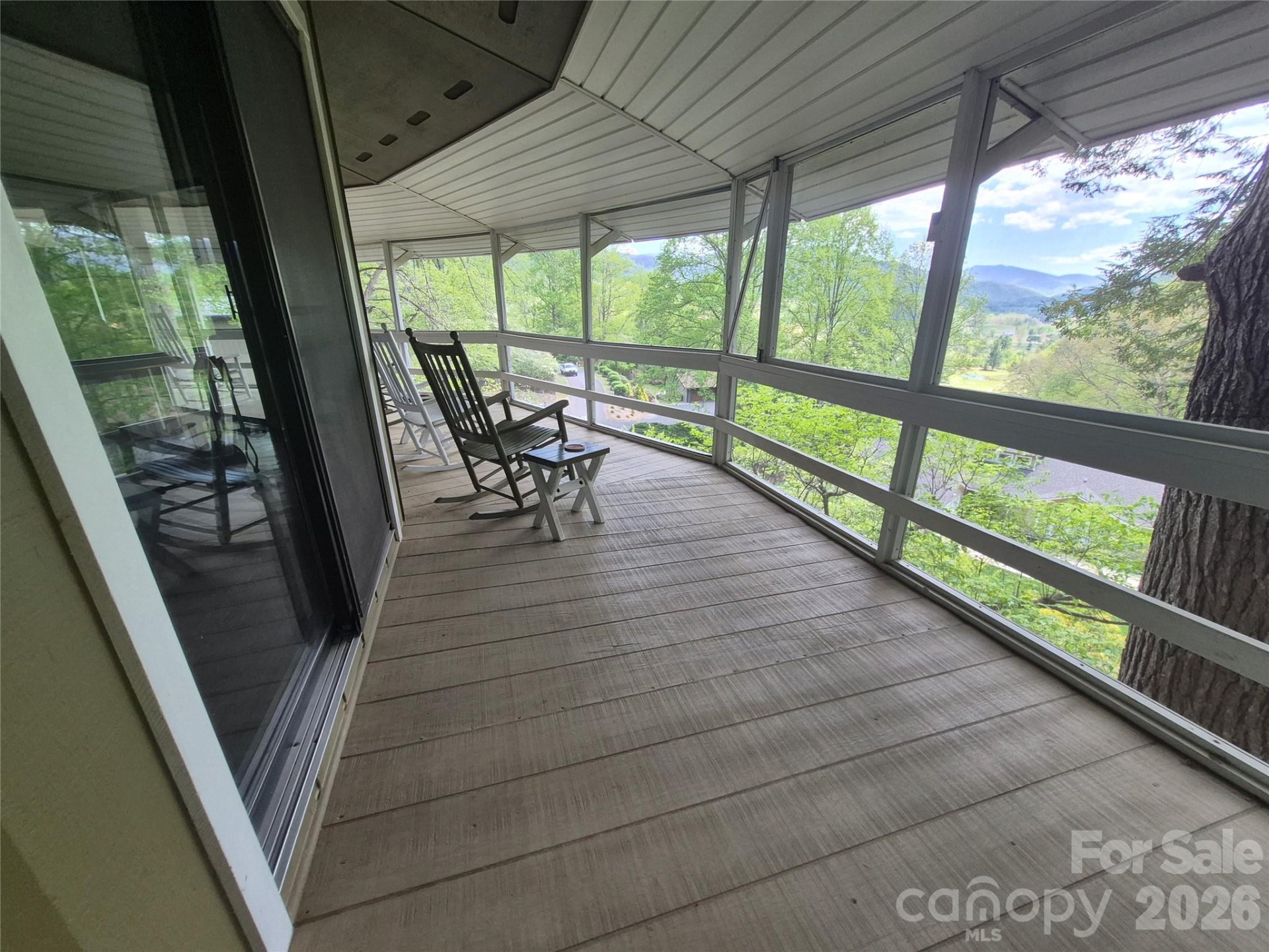 623 Country Club Drive - Photo 11