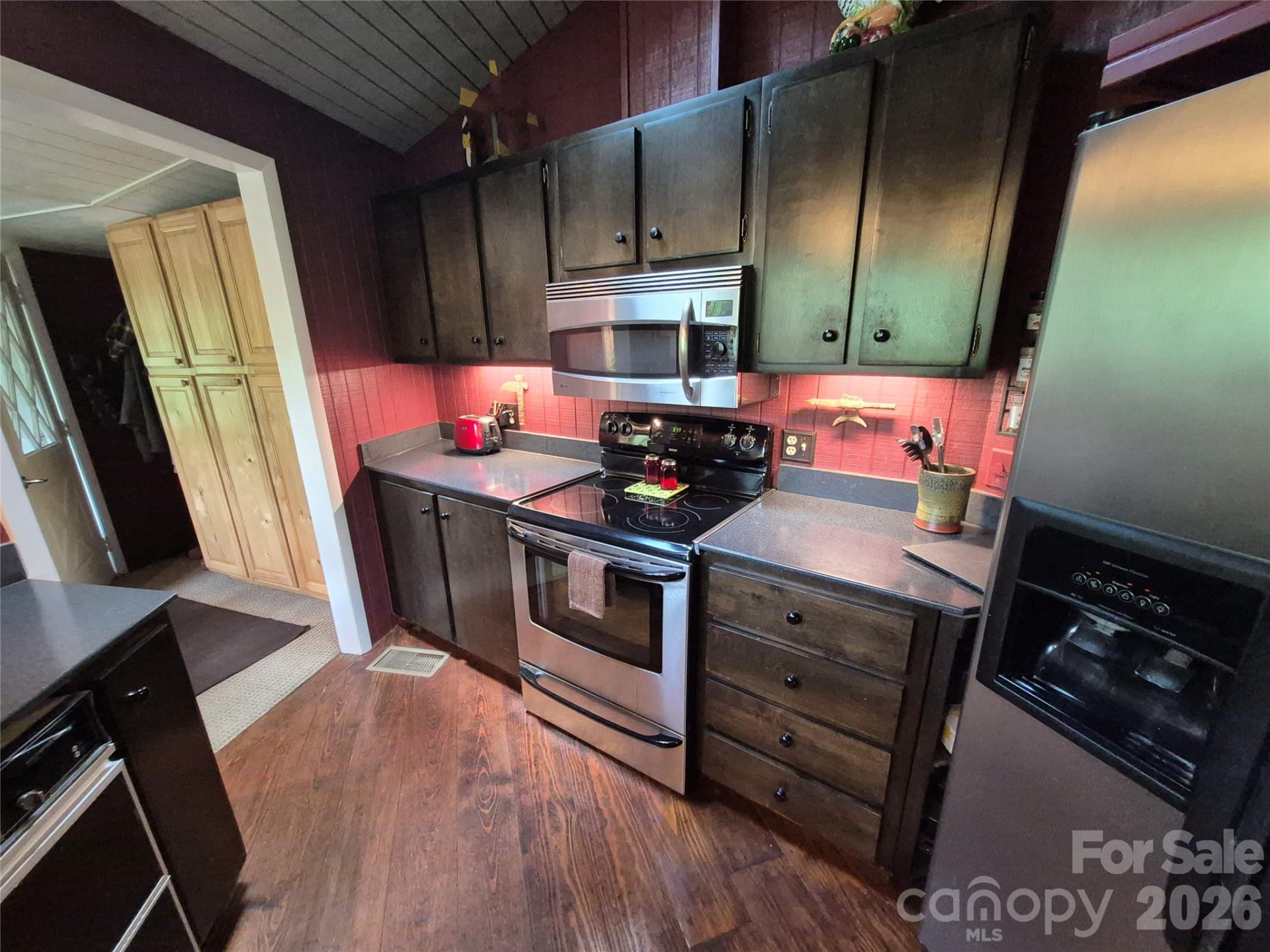 623 Country Club Drive - Photo 23