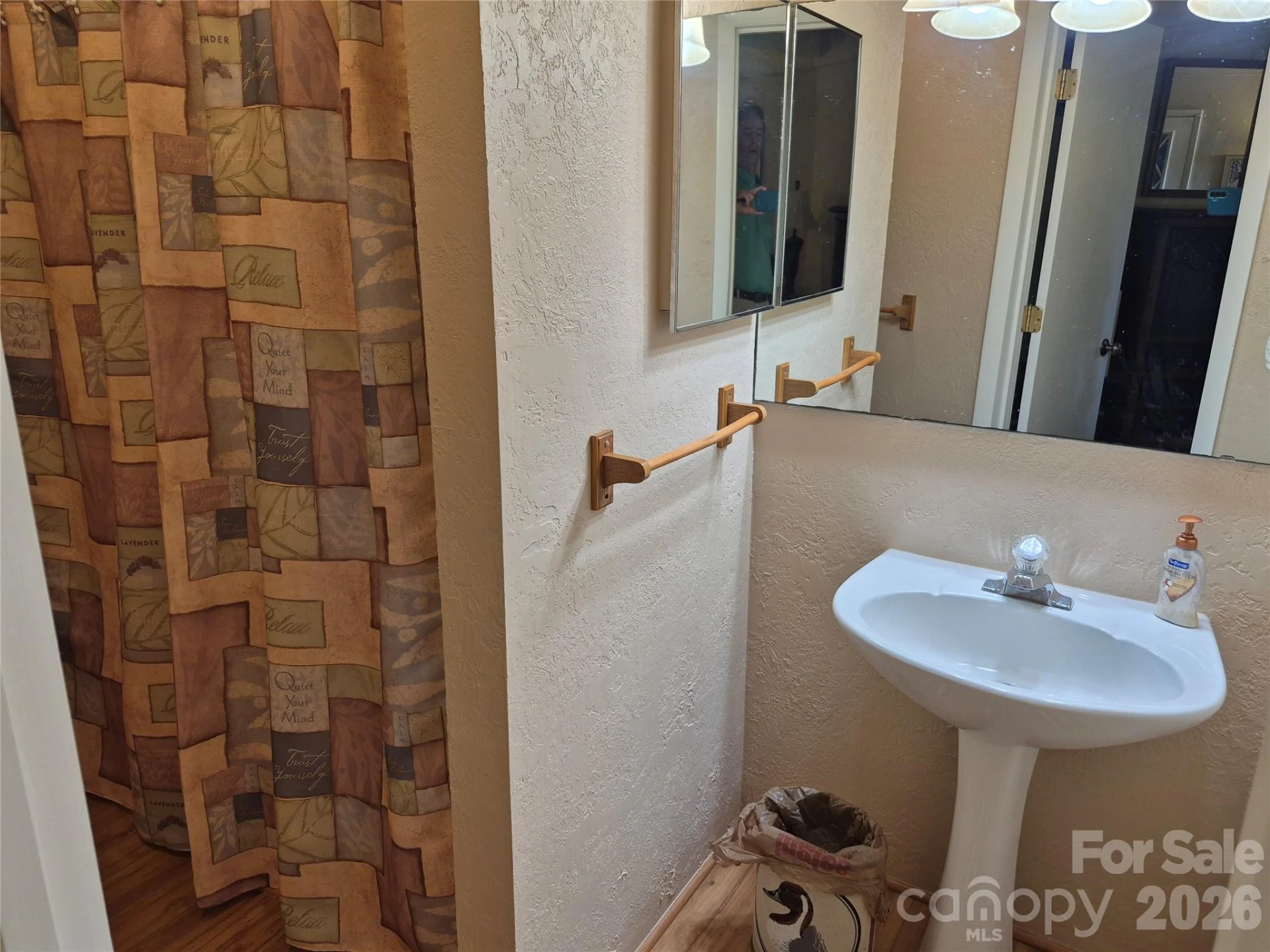 623 Country Club Drive - Photo 38