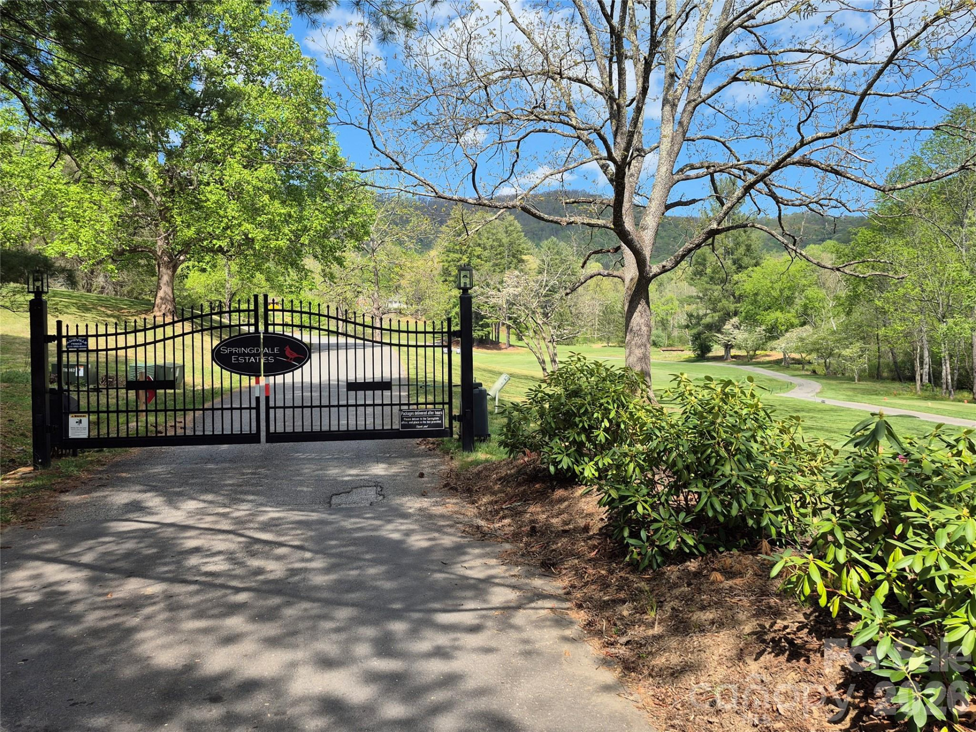 623 Country Club Drive - Photo 41