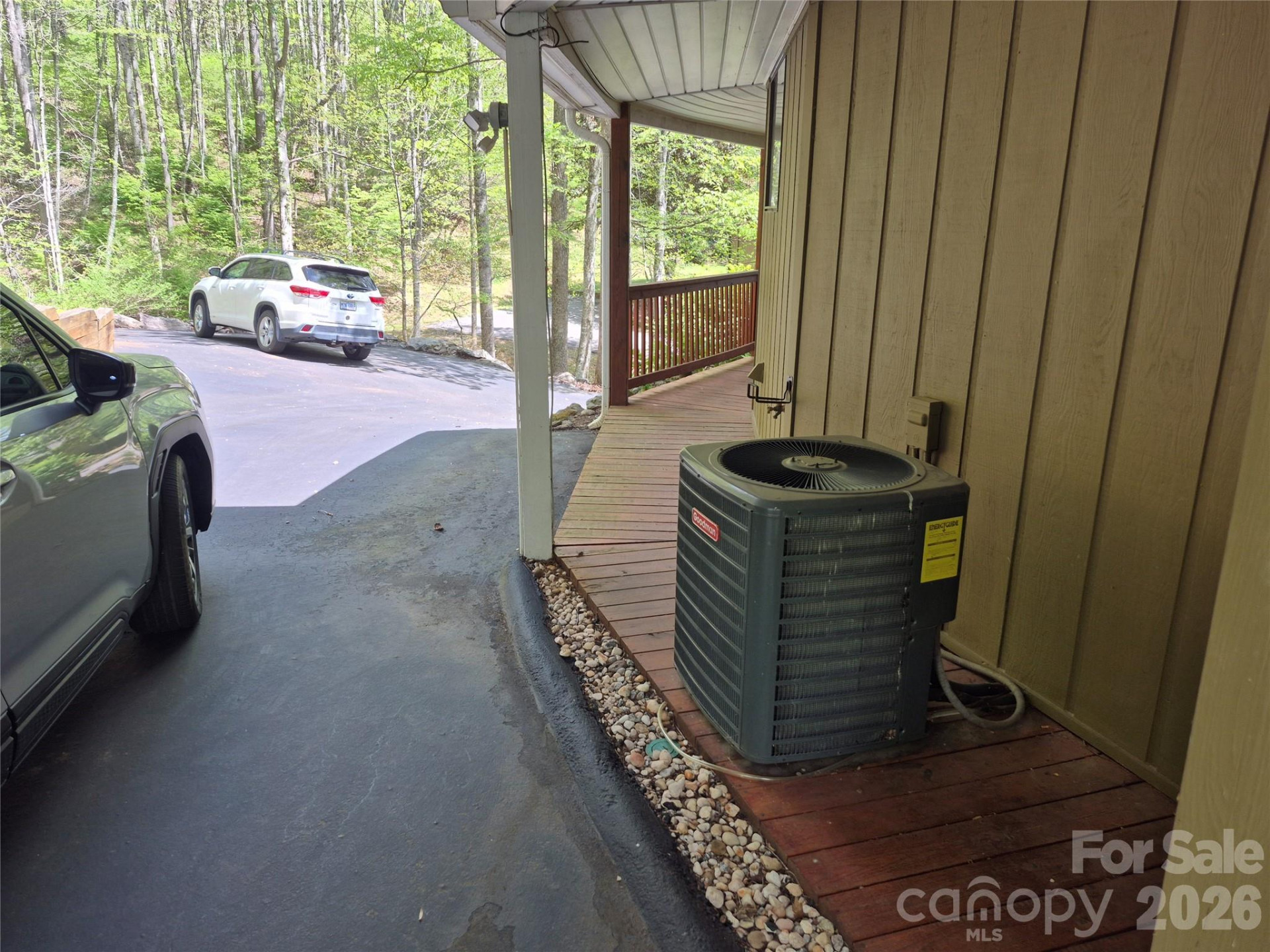 623 Country Club Drive - Photo 47