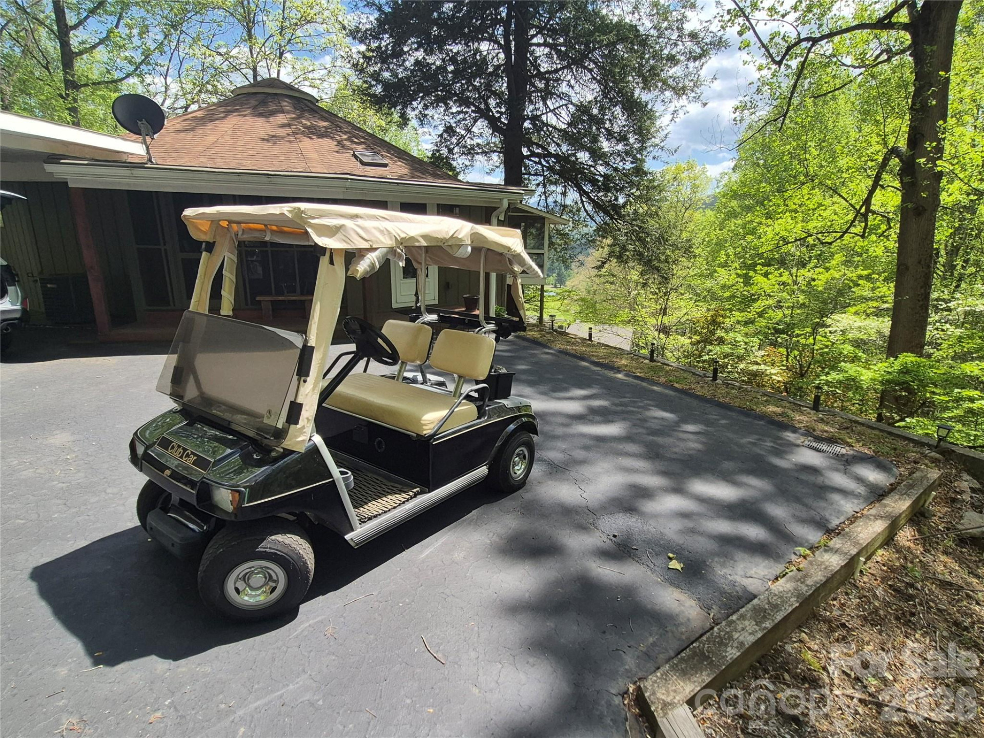 623 Country Club Drive - Photo 6