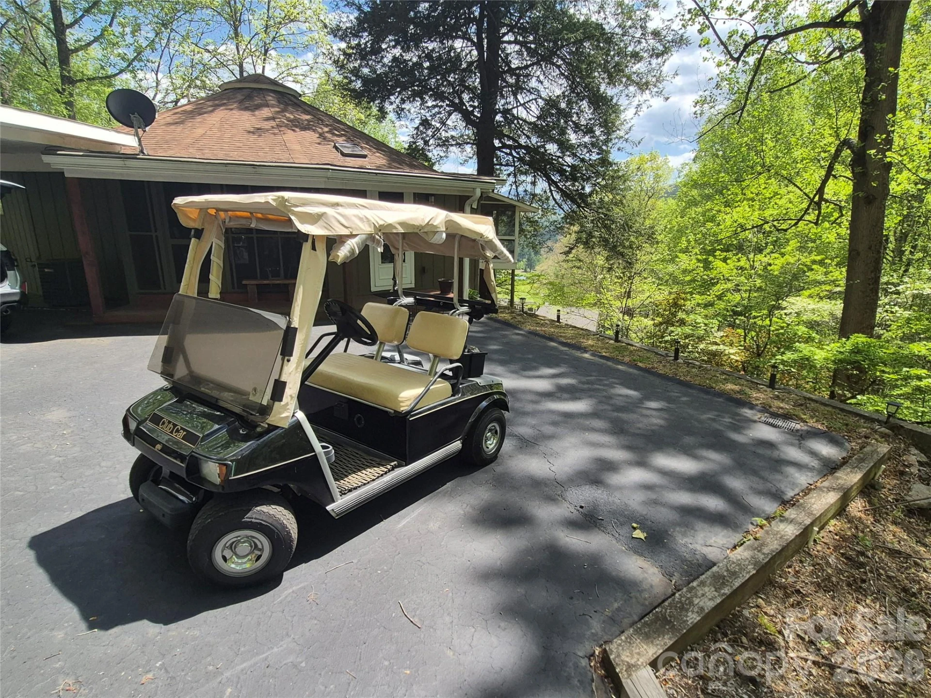 623 Country Club Drive - Photo 6