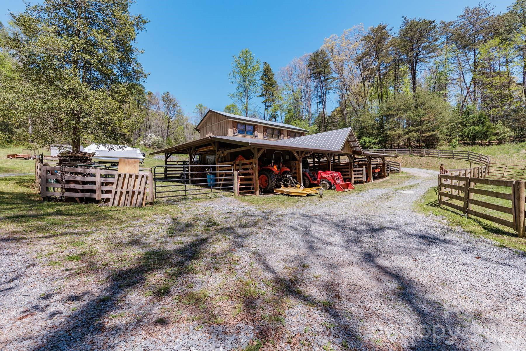 440 Huskey Road - Photo 37