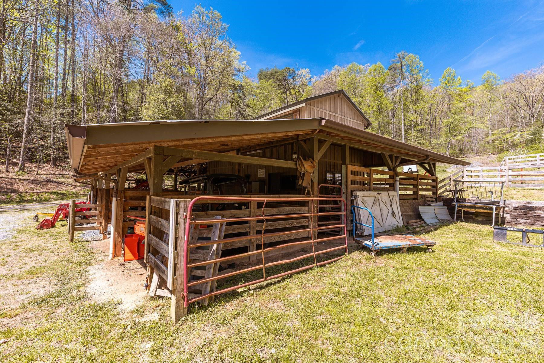 440 Huskey Road - Photo 38