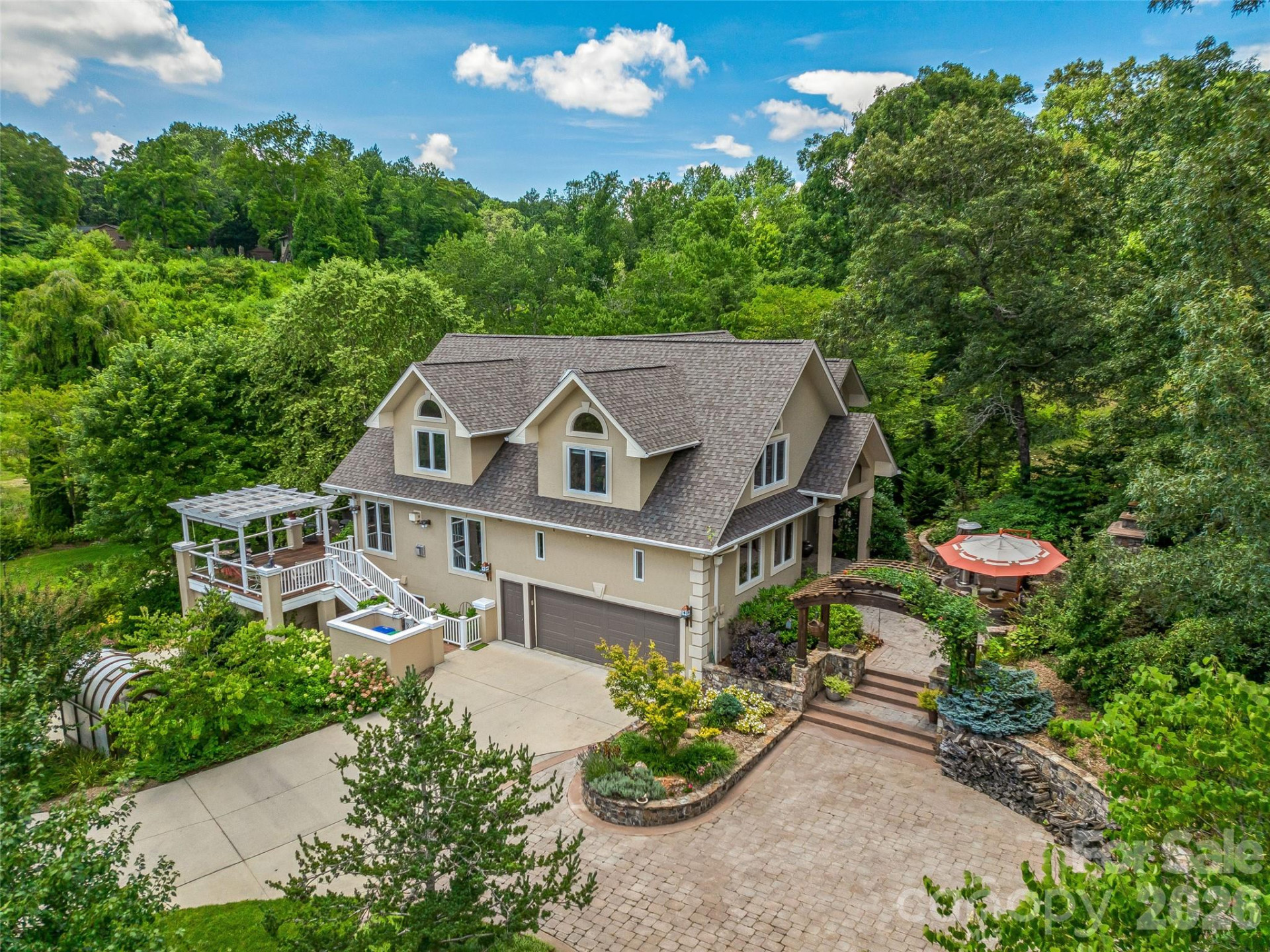 212 Plains Drive - Photo 4