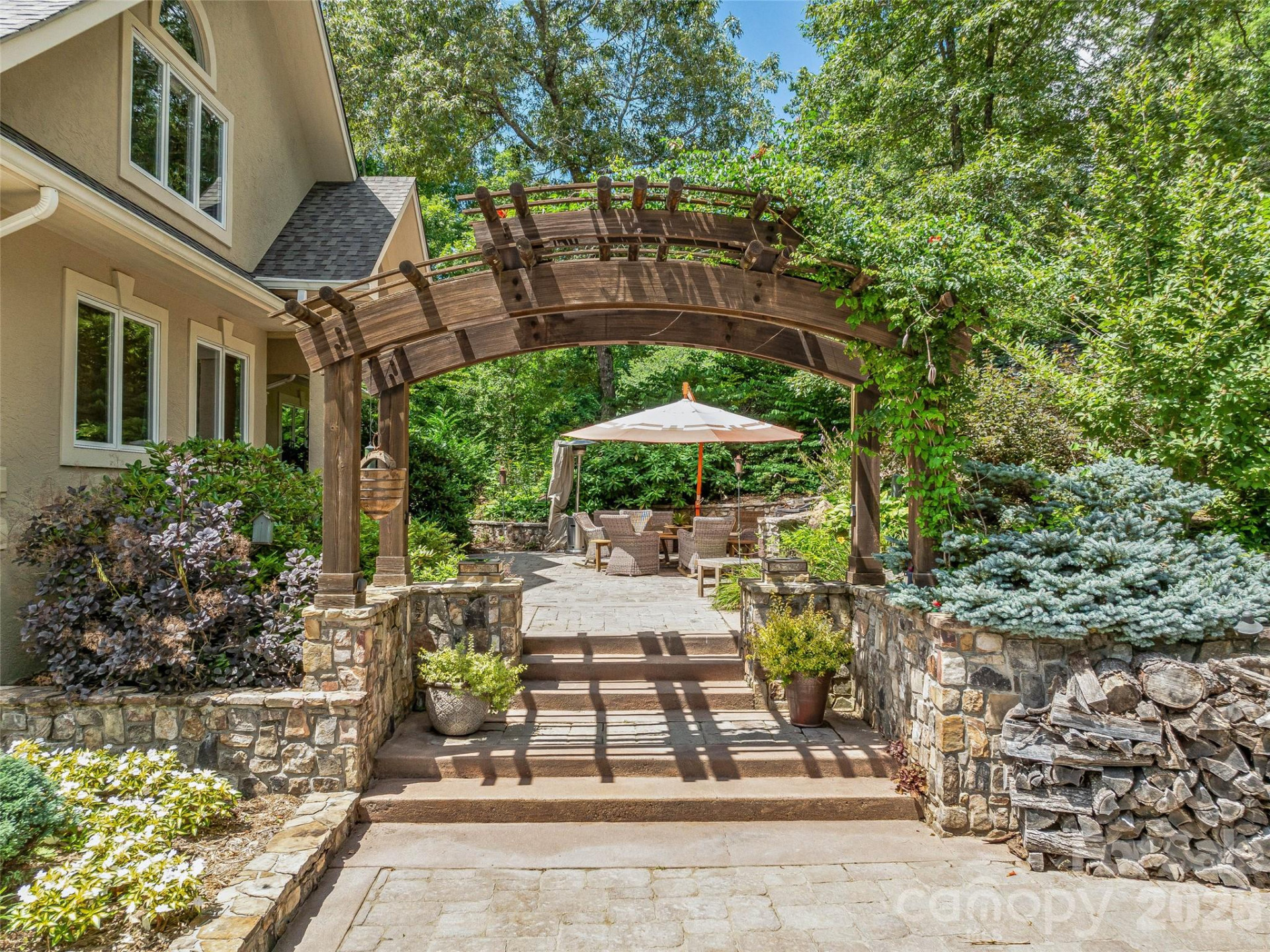 212 Plains Drive - Photo 7