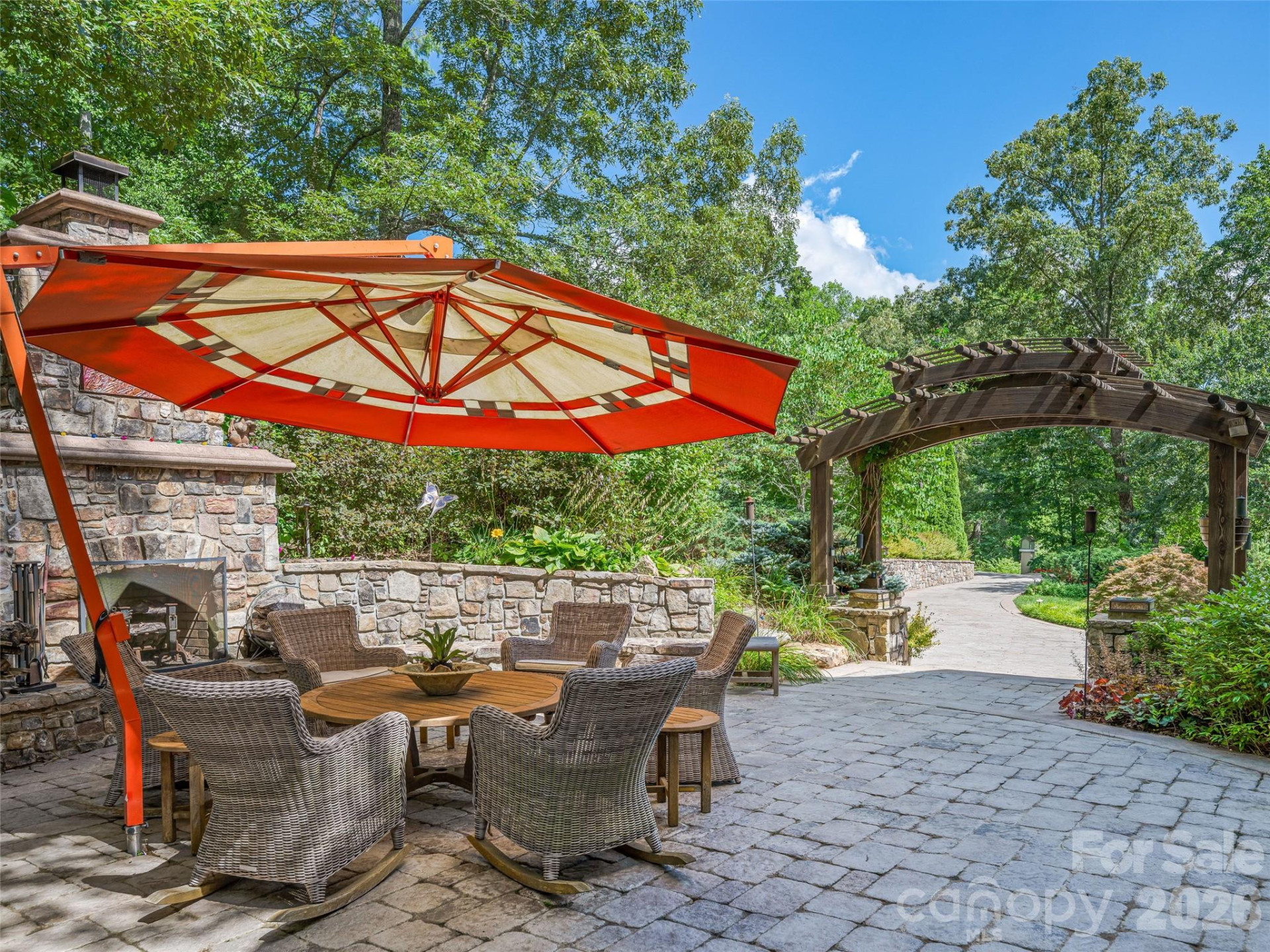 212 Plains Drive - Photo 9