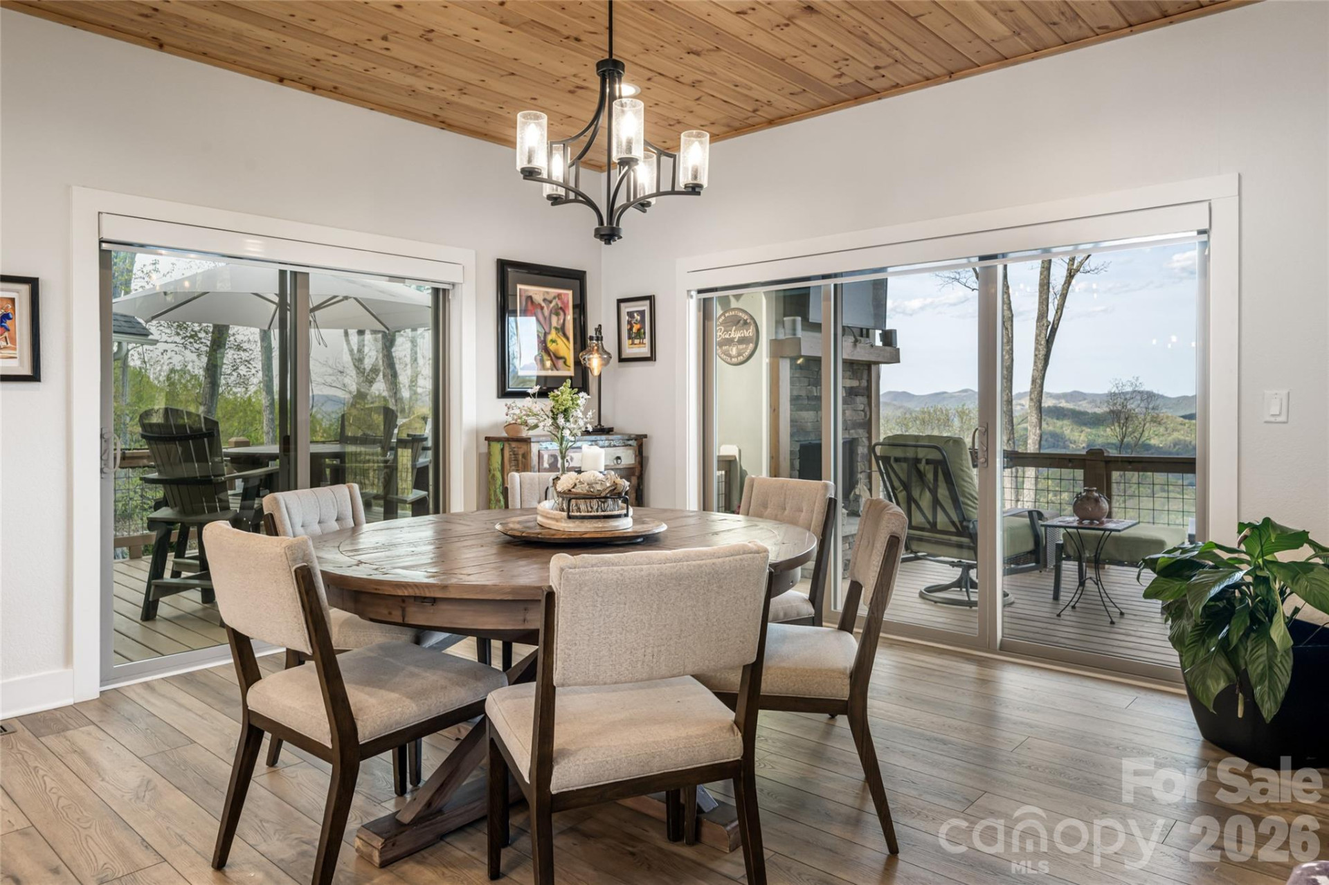 366 Signature Row Boulevard - Photo 17