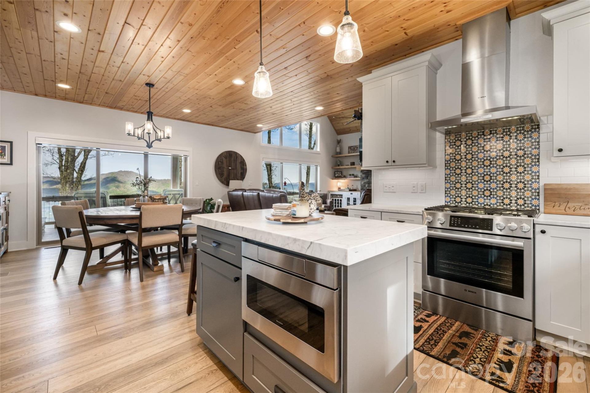 366 Signature Row Boulevard - Photo 8