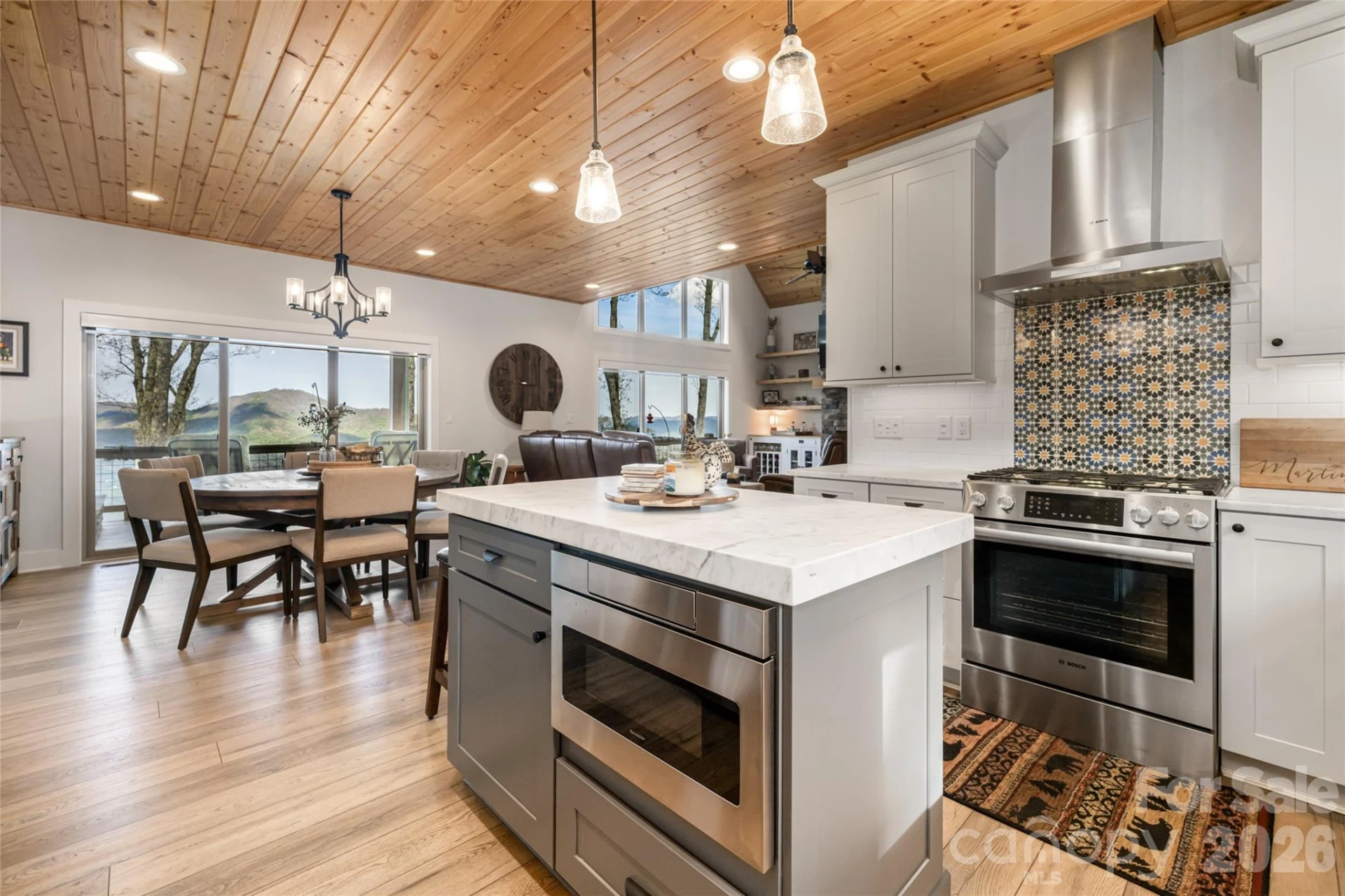 366 Signature Row Boulevard - Photo 8
