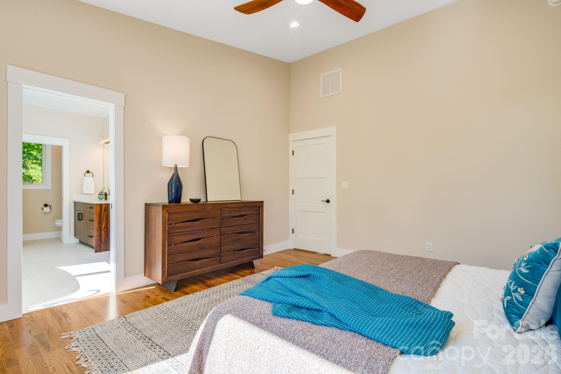 8 Campbell Street - Photo 17